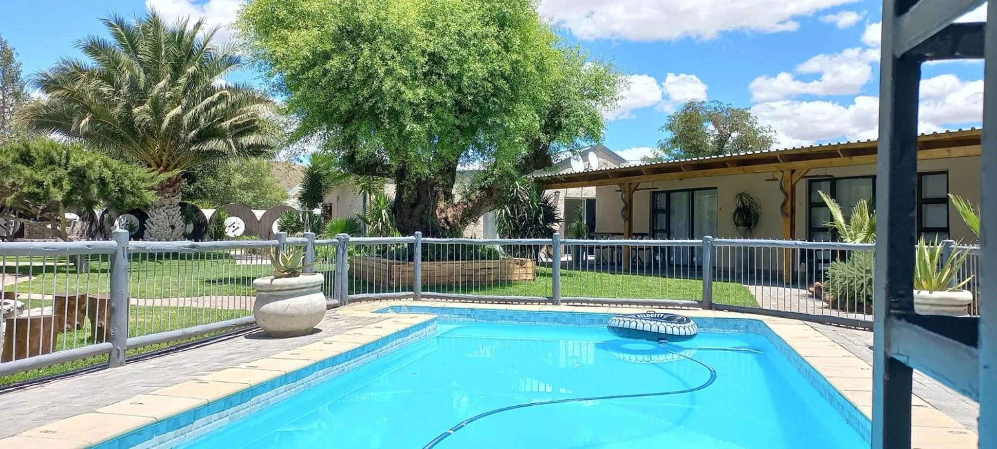 Property building in Potties Guesthouse