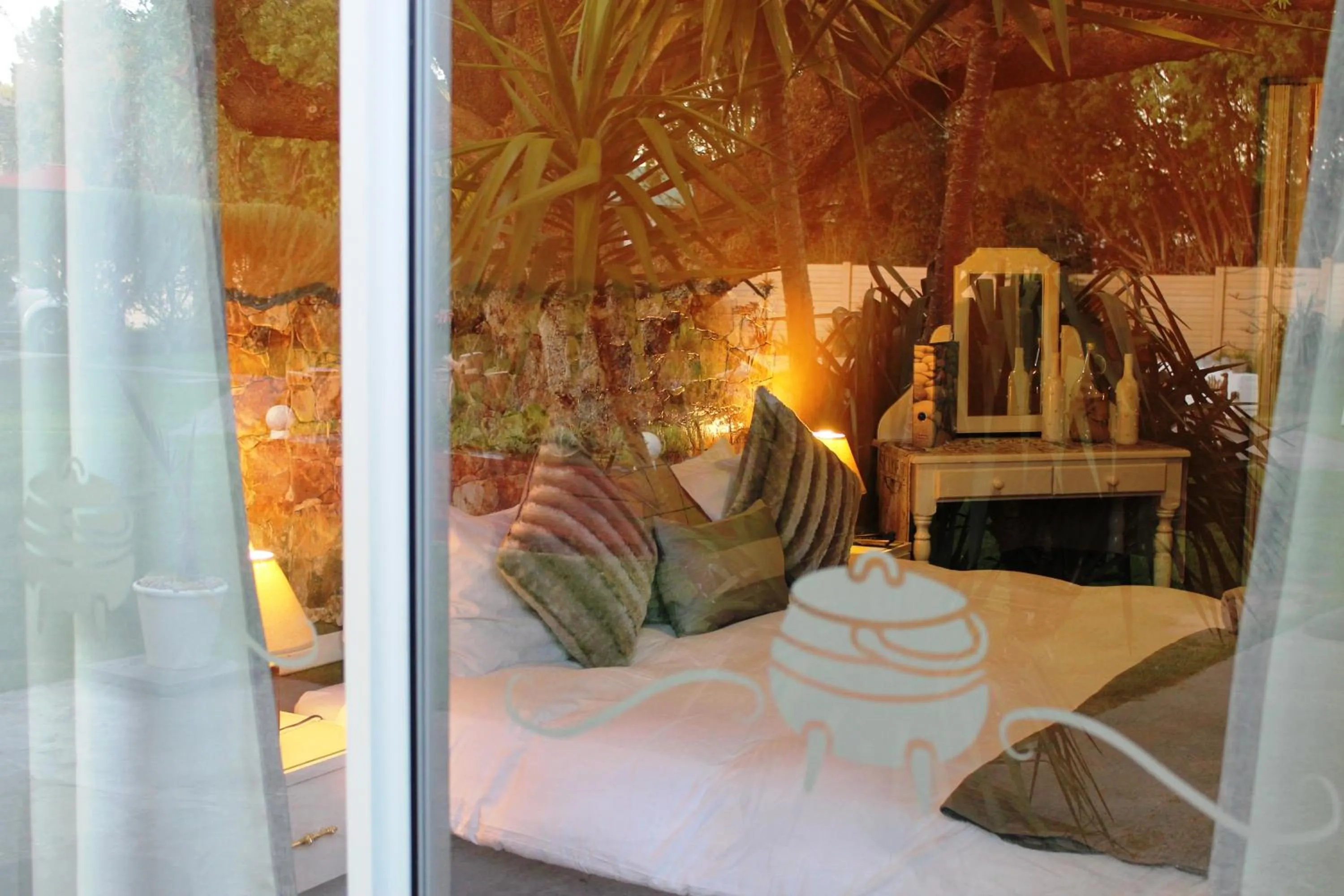 Decorative detail, Bed in Potties Guesthouse