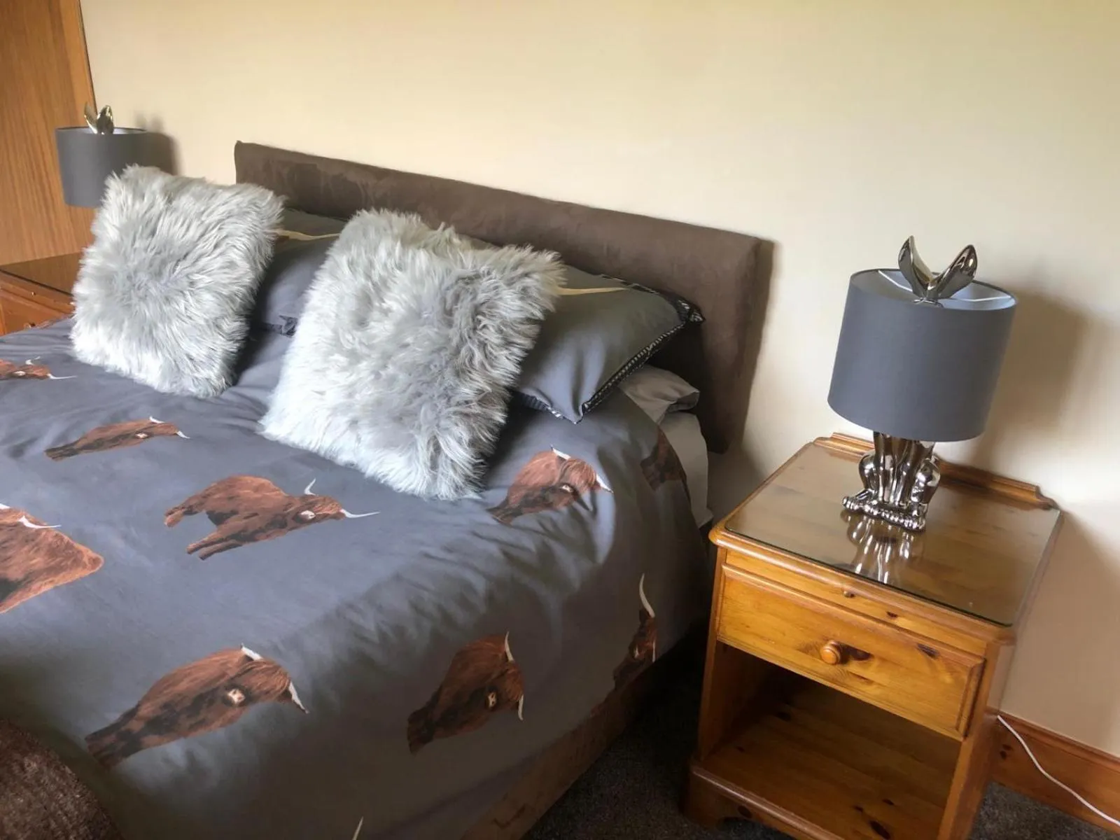 Bed in The Woolly Rock