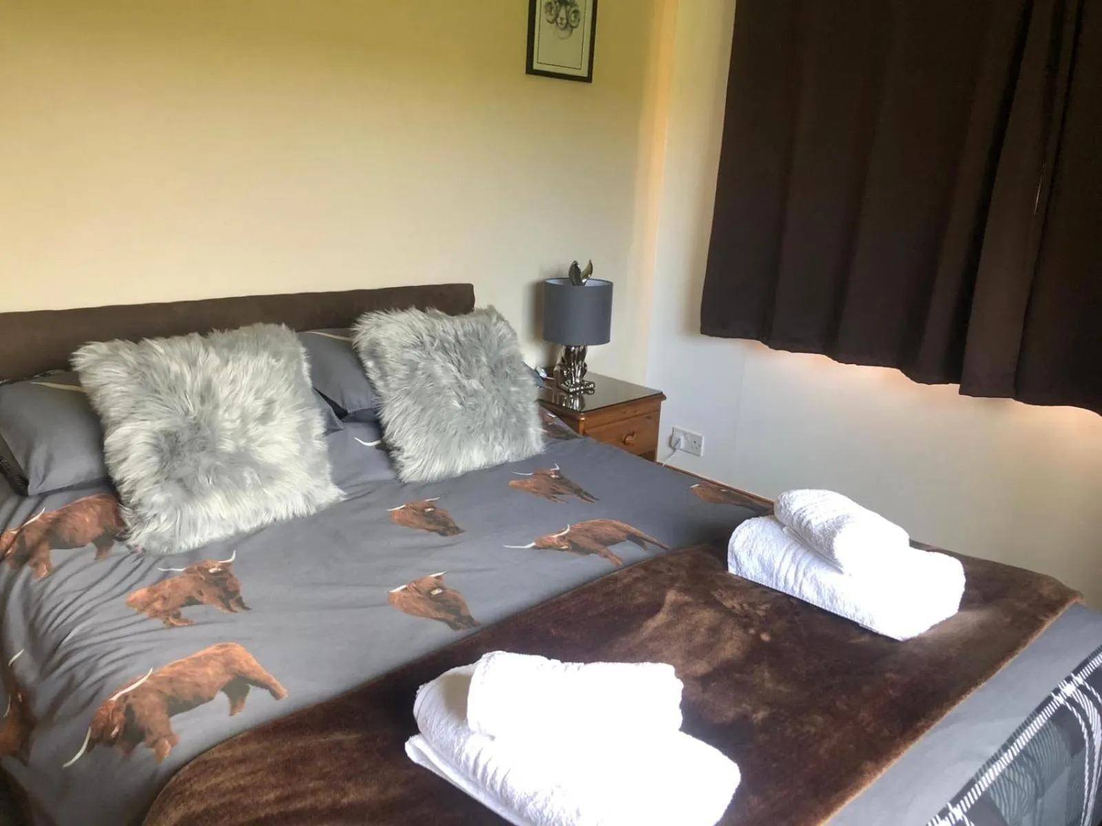 Bed in The Woolly Rock