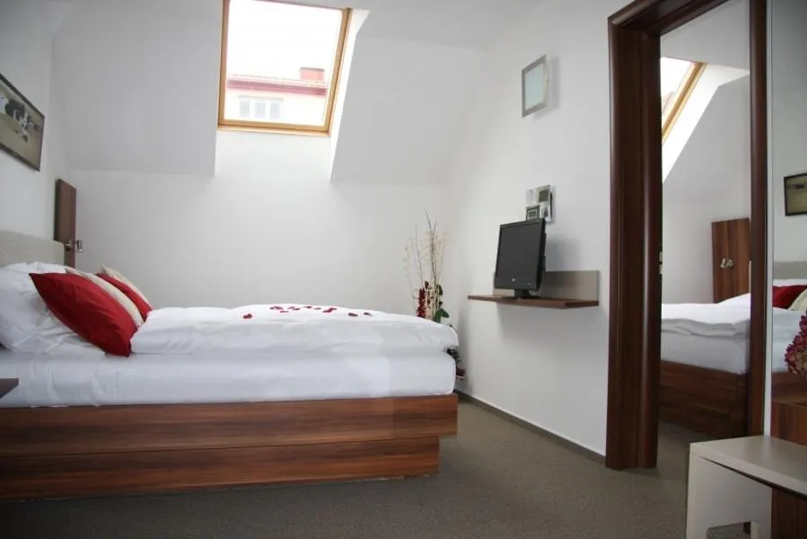 Photo of the whole room, Bed in Art Hotel Podebrady