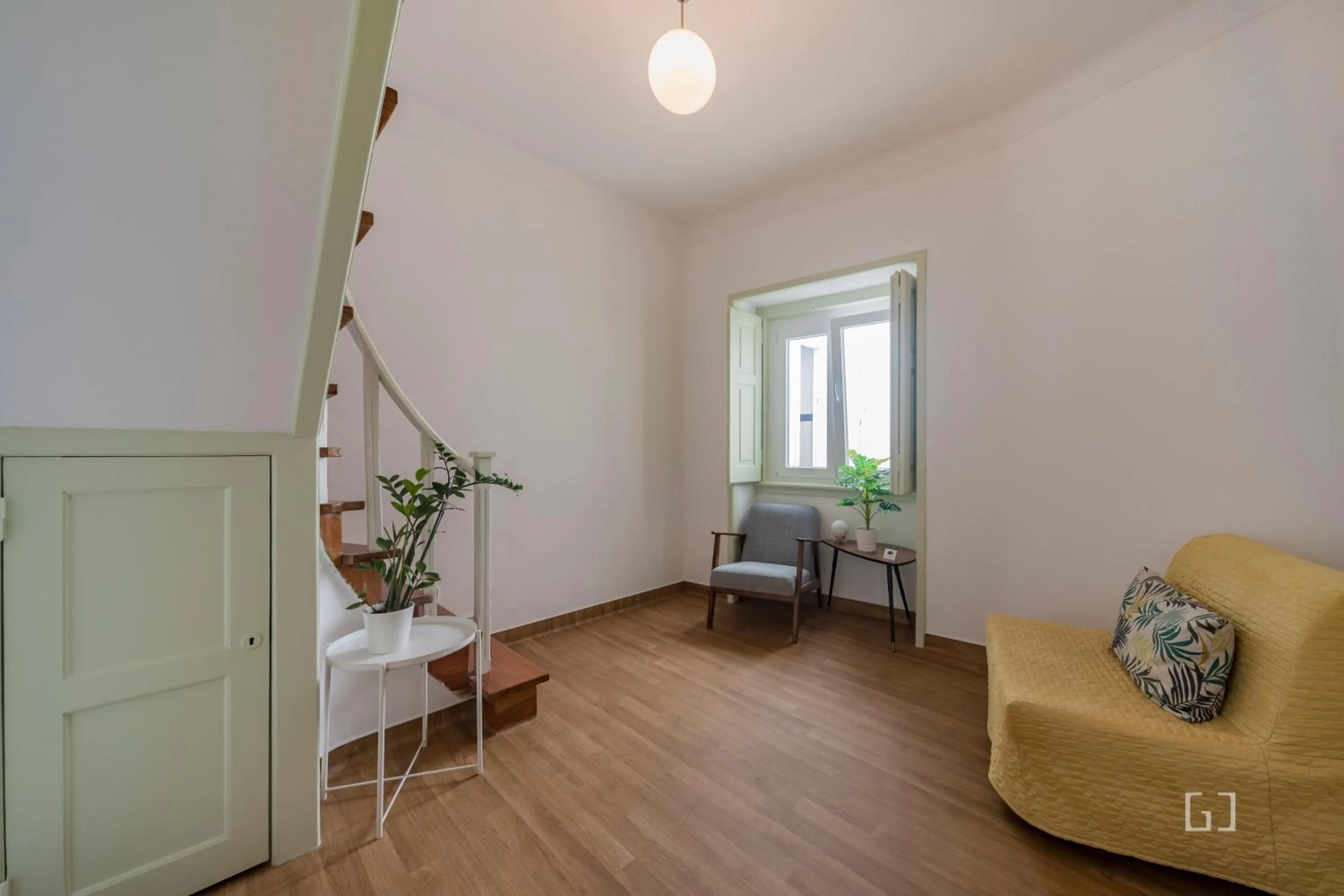 Living room, Bed in MouraLua