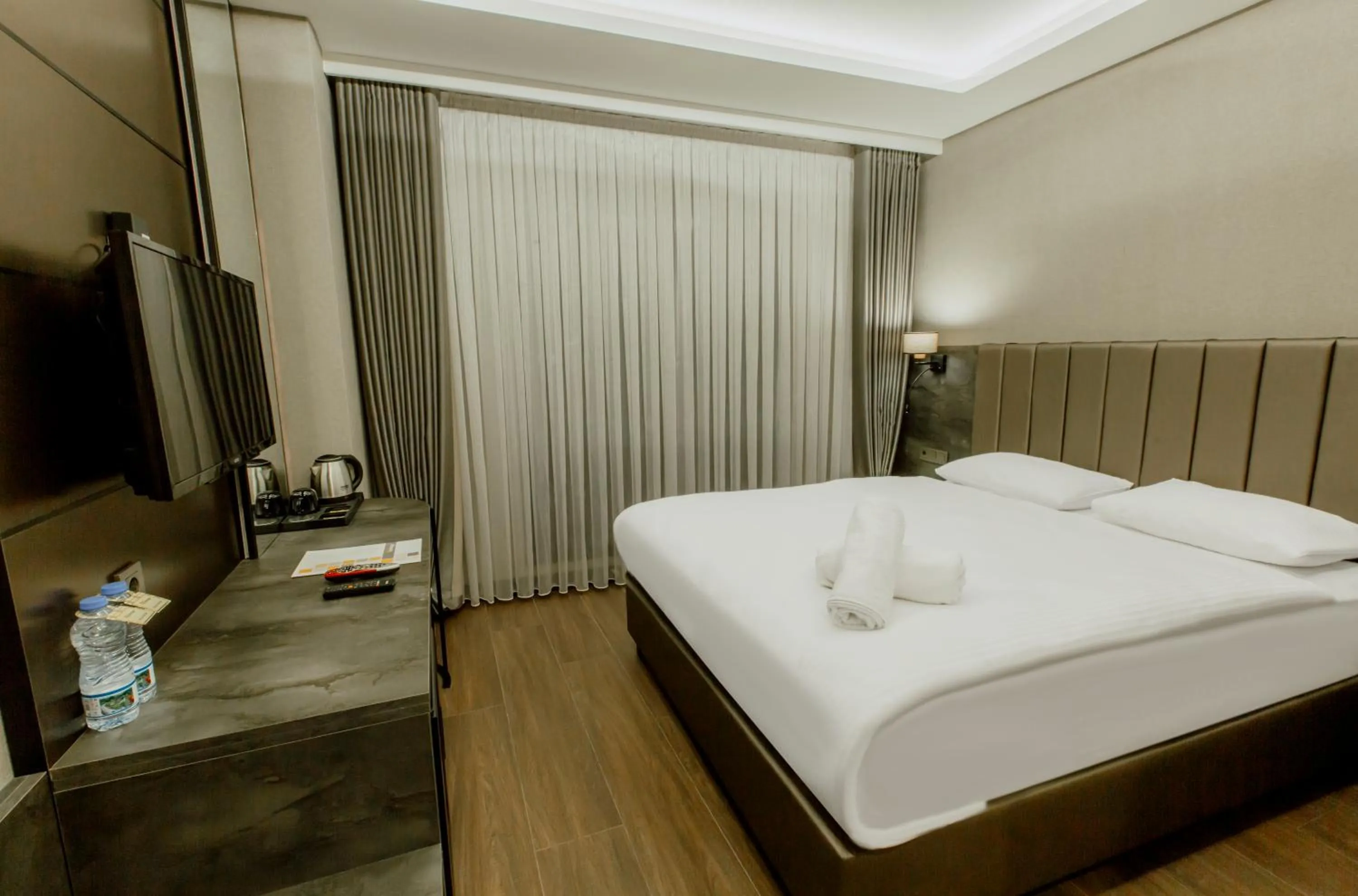 Photo of the whole room, Bed in Kızılkaya Business Otel