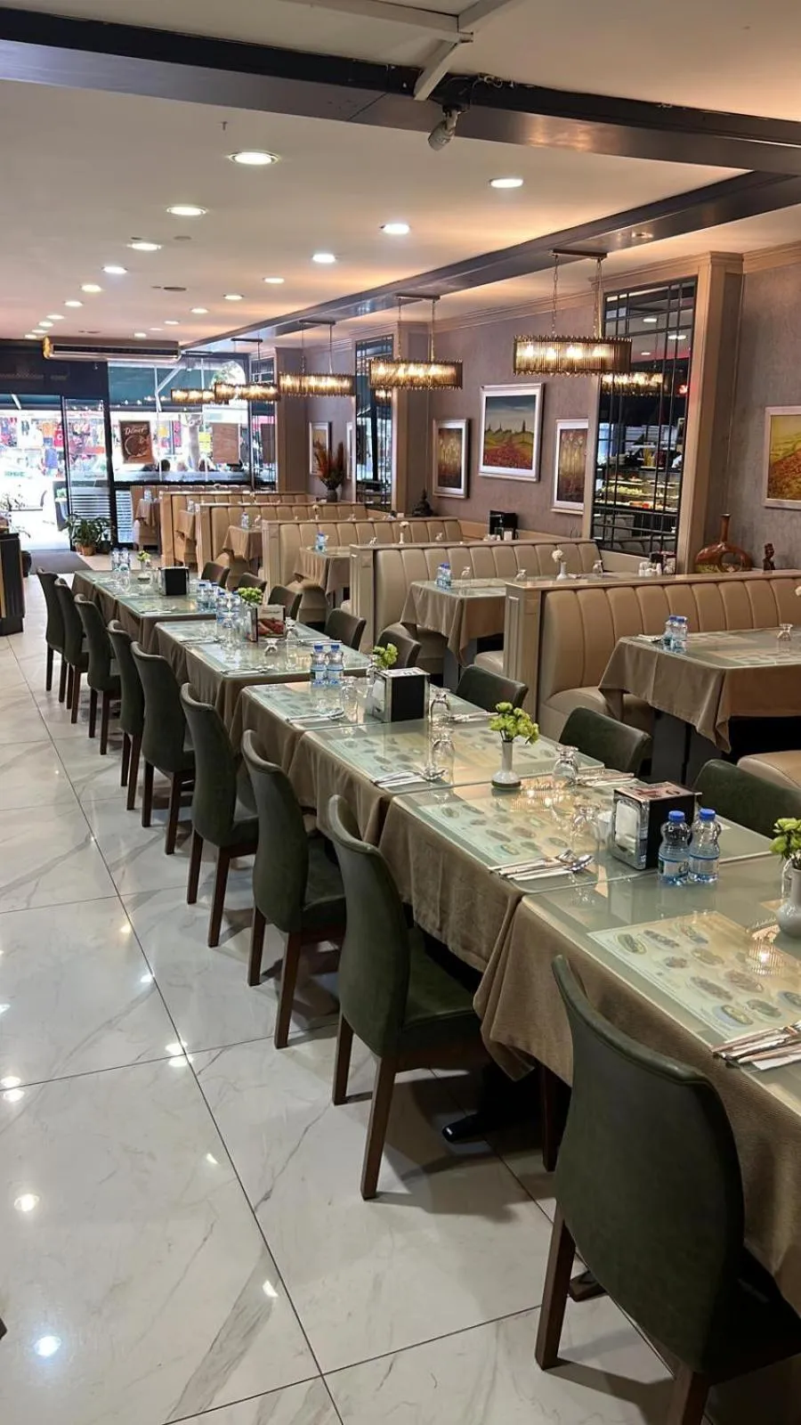 Restaurant/places to eat in Kızılkaya Business Otel