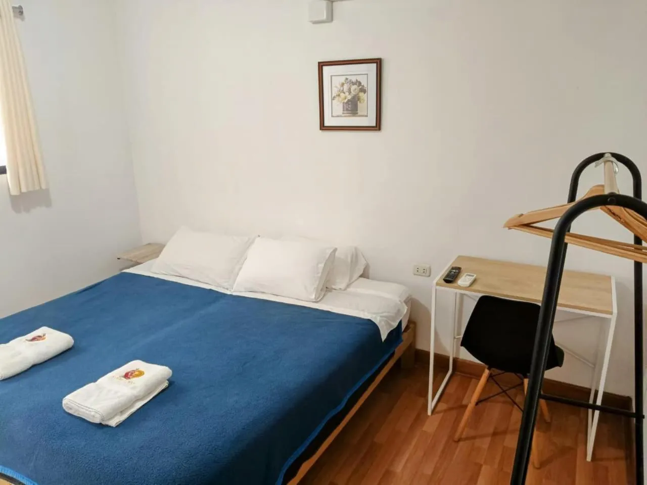 wardrobe, Bed in Samanai Wasi