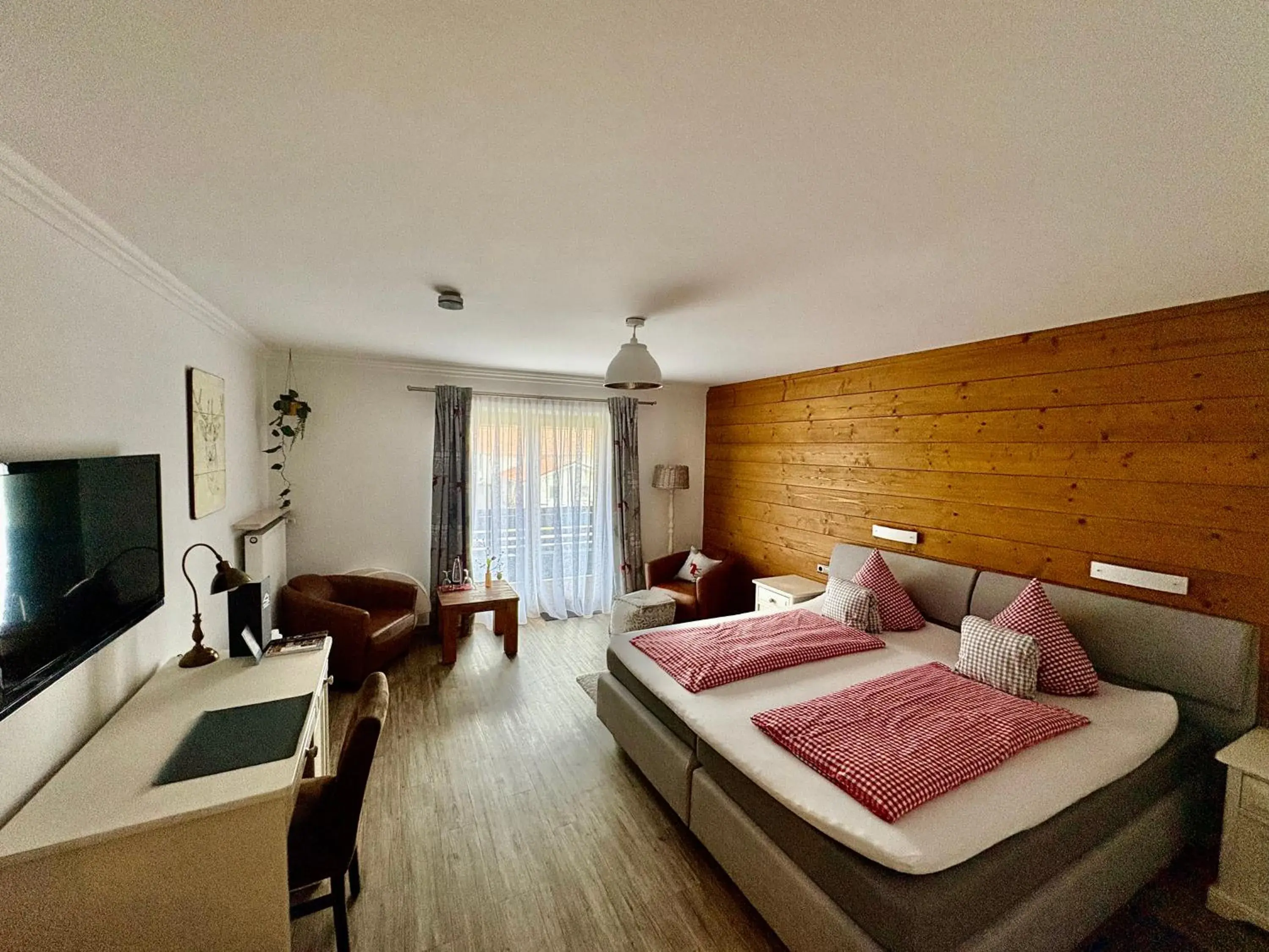 Comfort Double Room with Balcony - single occupancy in Alpinhotel INzeller Comfort Double Room with Balcony - single occupancy in Alpinhotel INzeller
