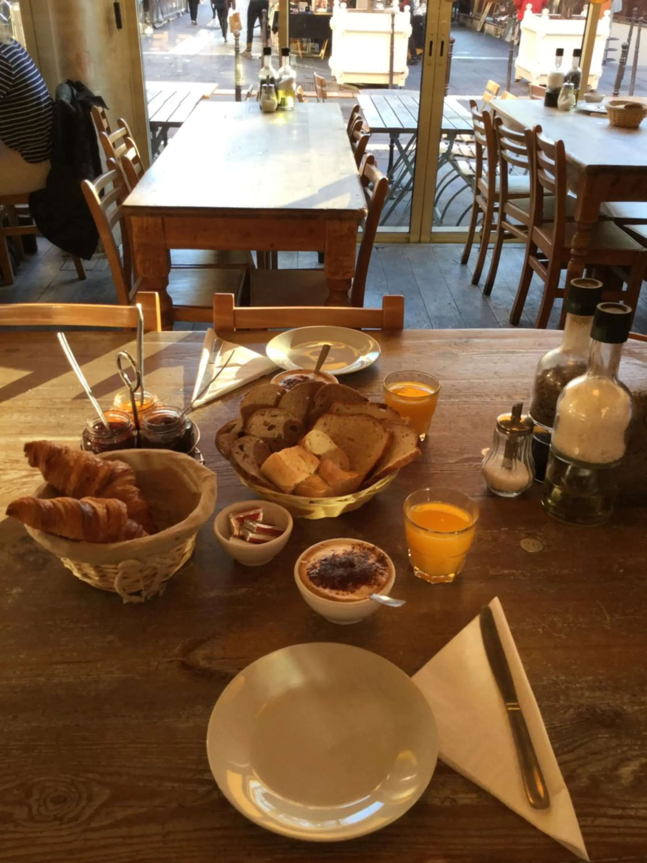 Continental breakfast in Room with a vue