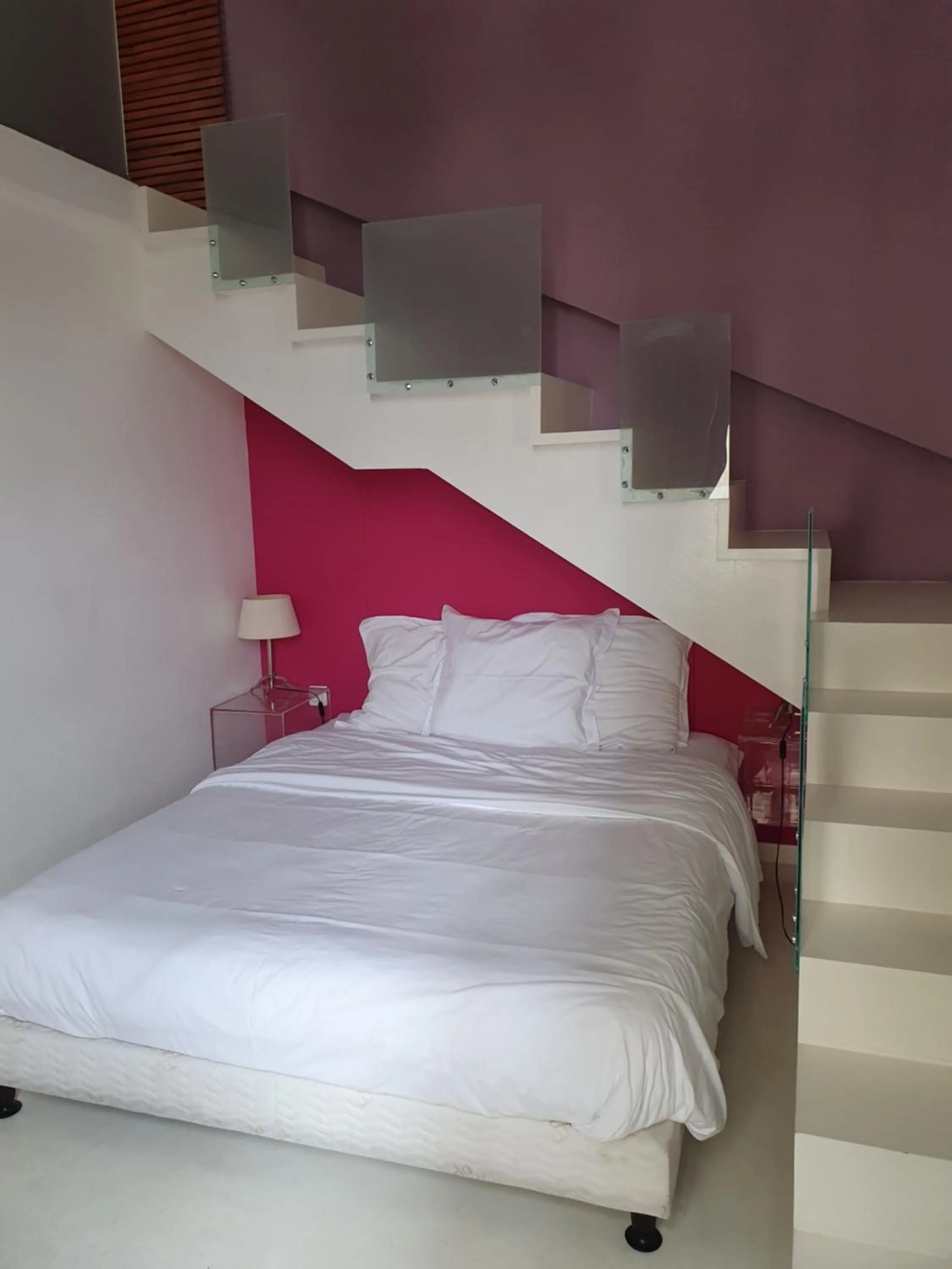 Photo of the whole room, Bed in Room with a vue