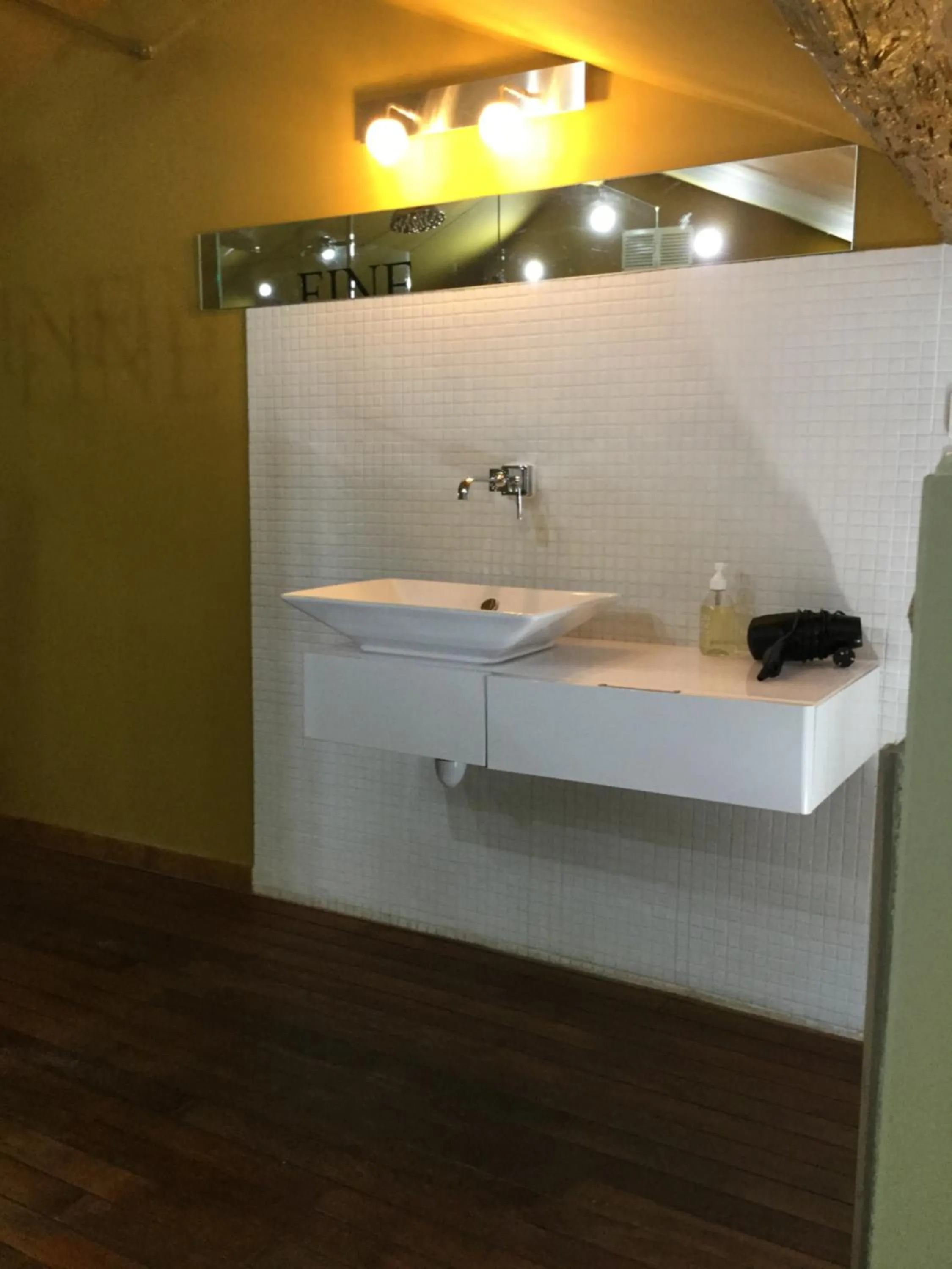 Bathroom in Room with a vue