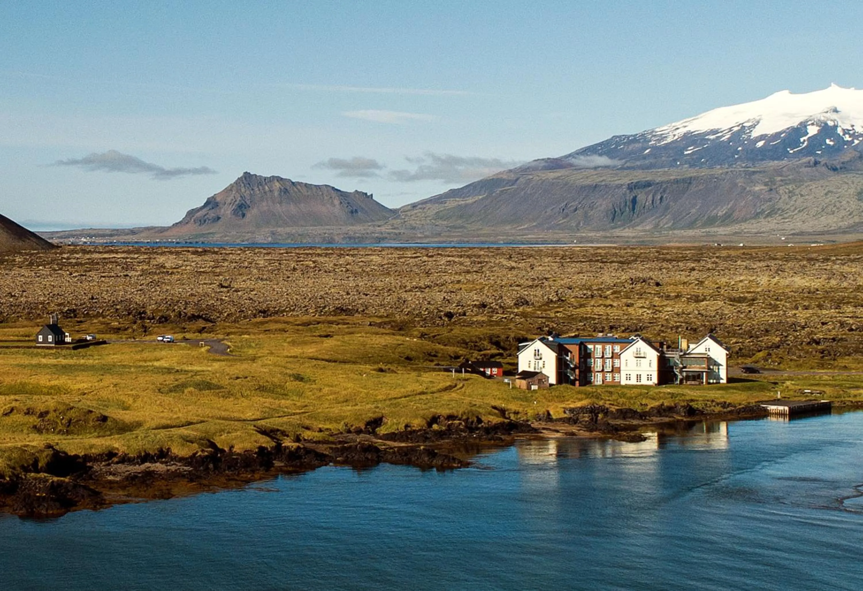 Property building in Hotel Búdir