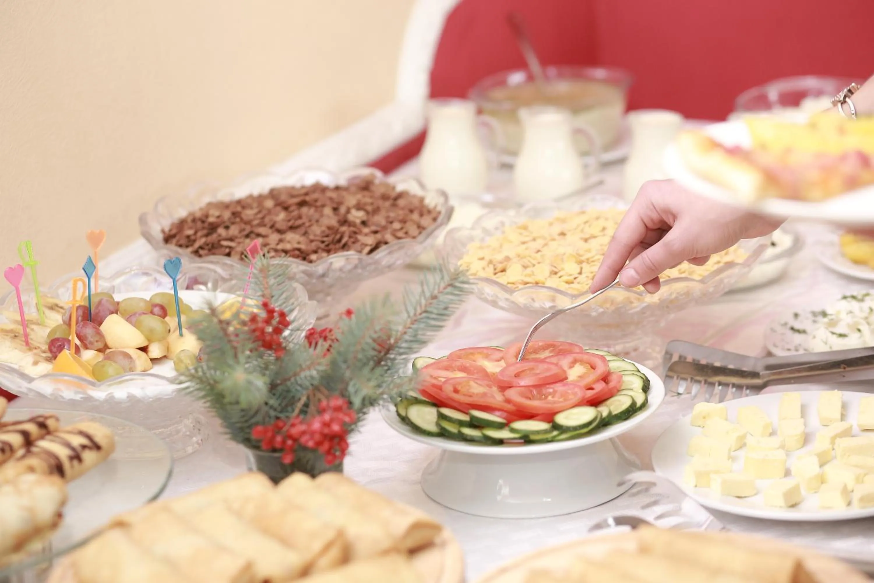 Buffet breakfast in Madanur Hotel