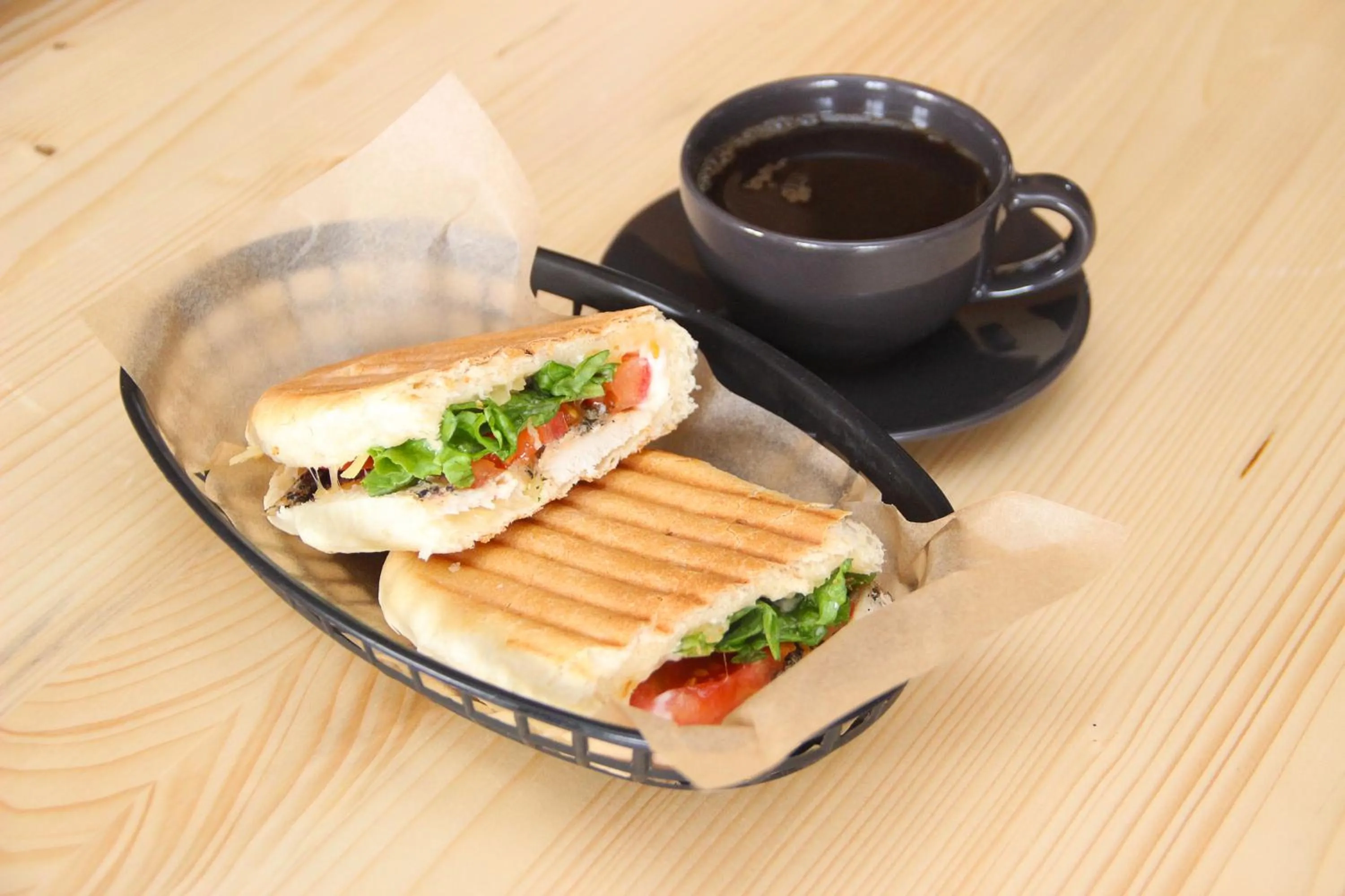 Restaurant/places to eat in Madanur Hotel