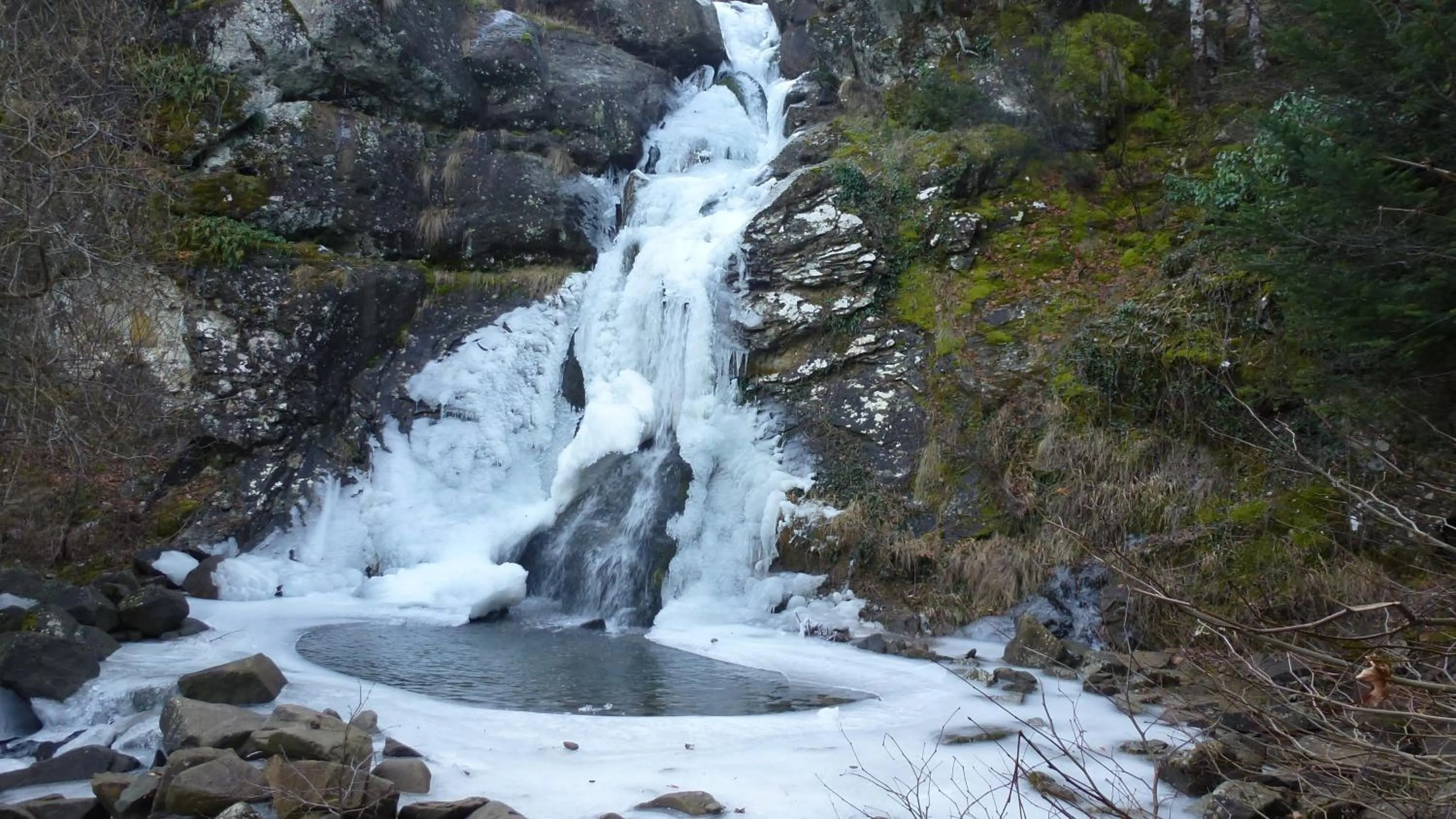 Area and facilities in Ta Petrina