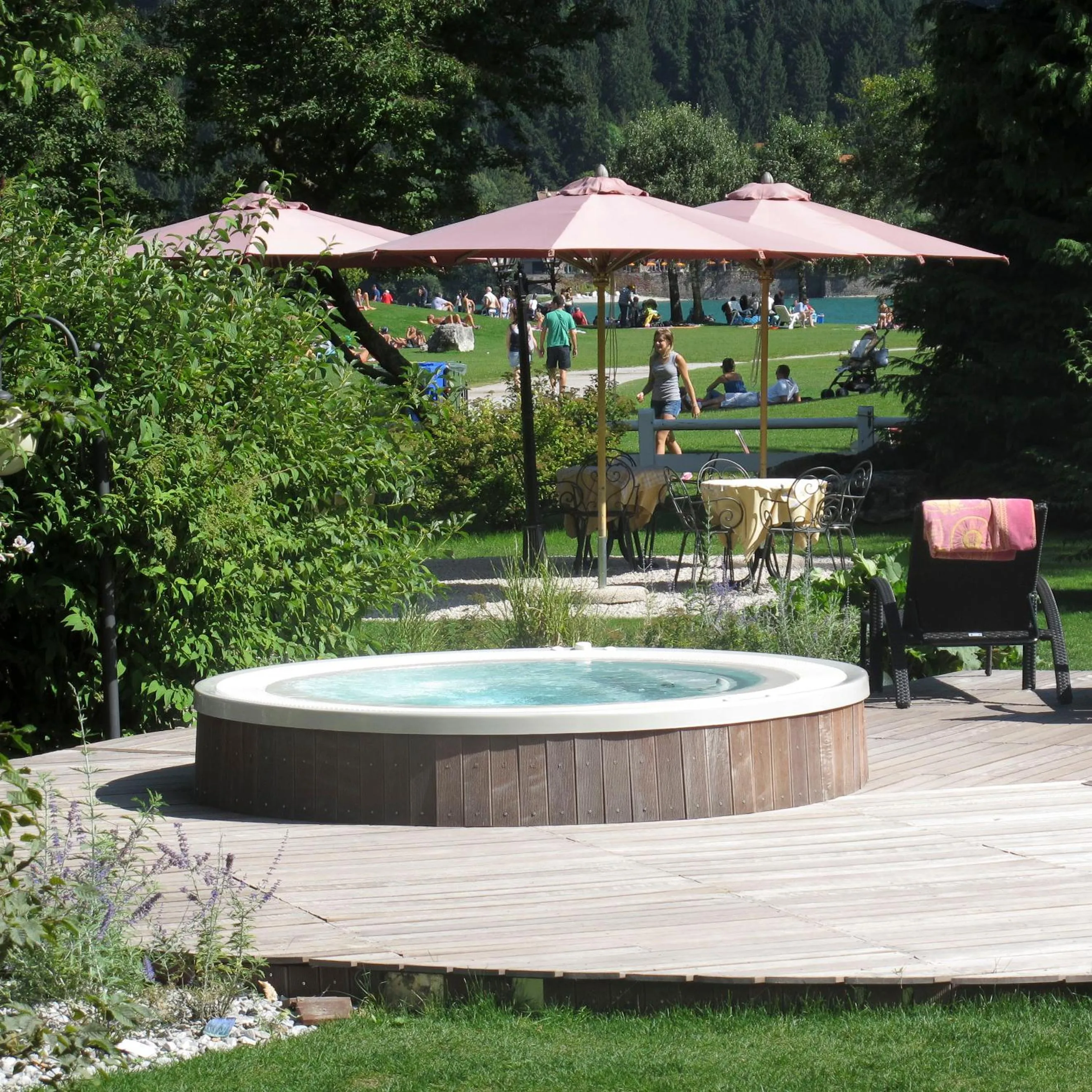 Hot Tub in Garden Hotel Bellariva