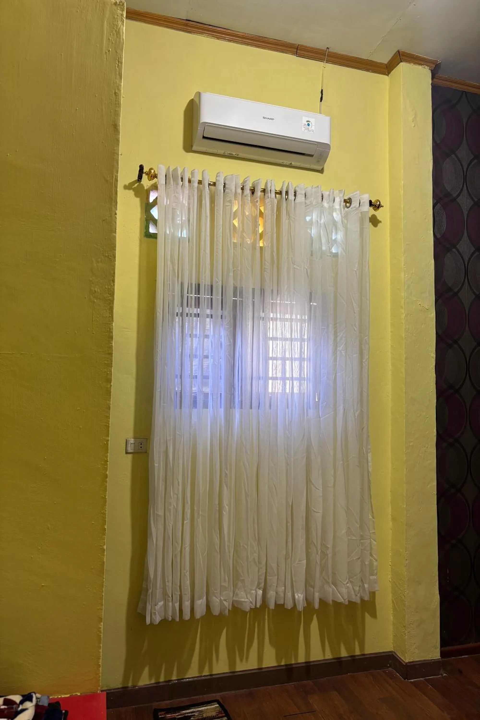 air conditioner in Waroeng Transit & Depary Homestay