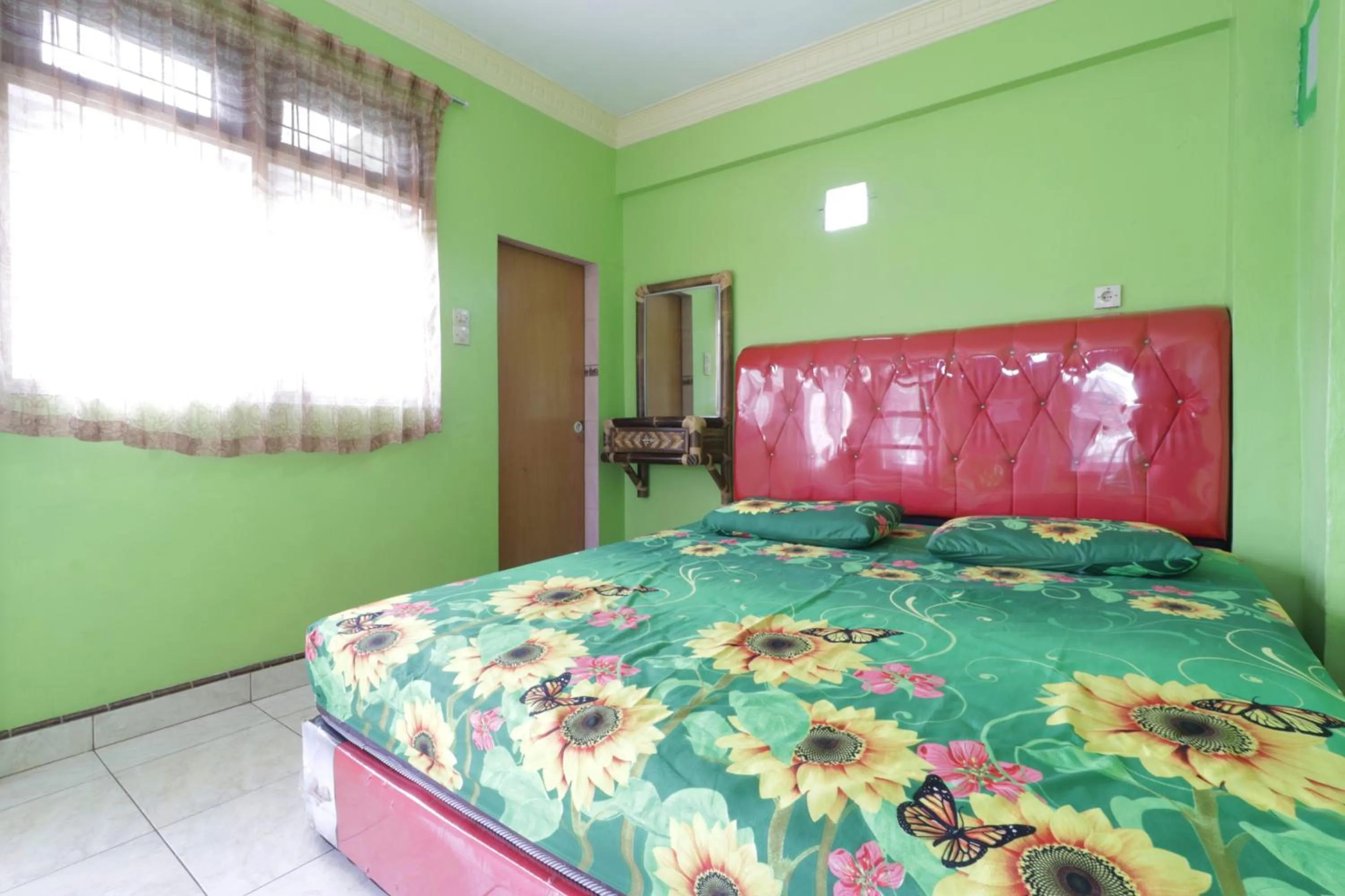 Bed in Waroeng Transit & Depary Homestay
