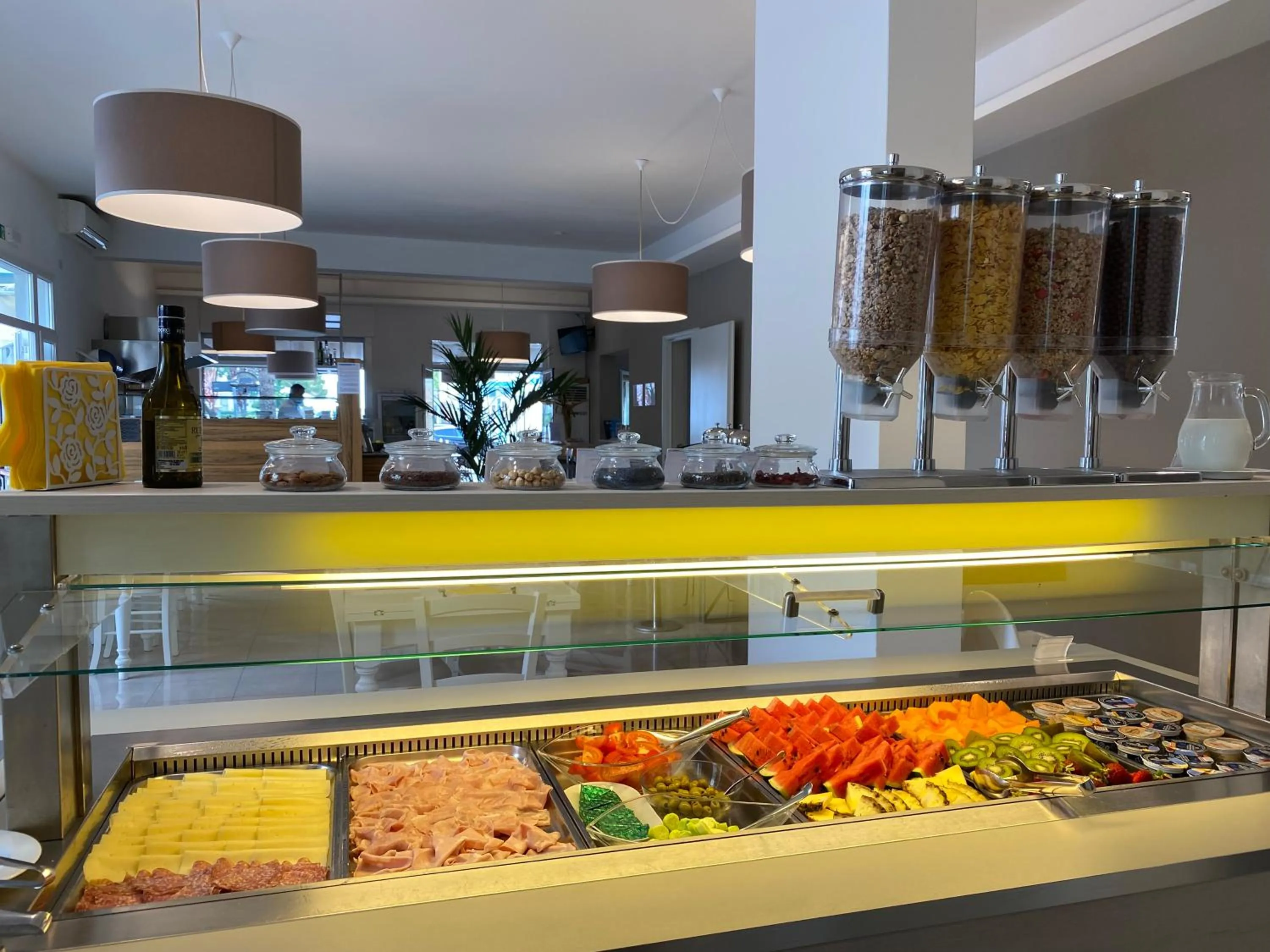 Breakfast in Hotel Arena