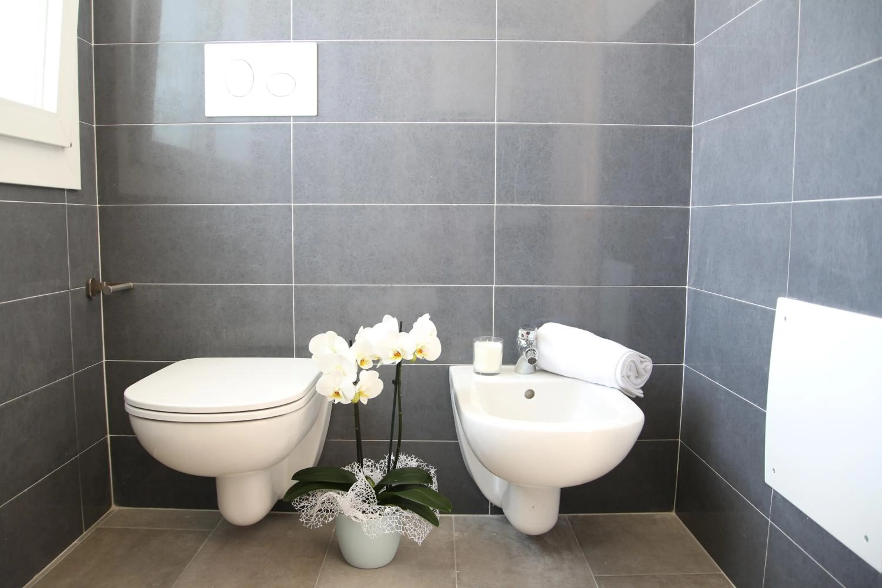 Toilet in Hotel Arena