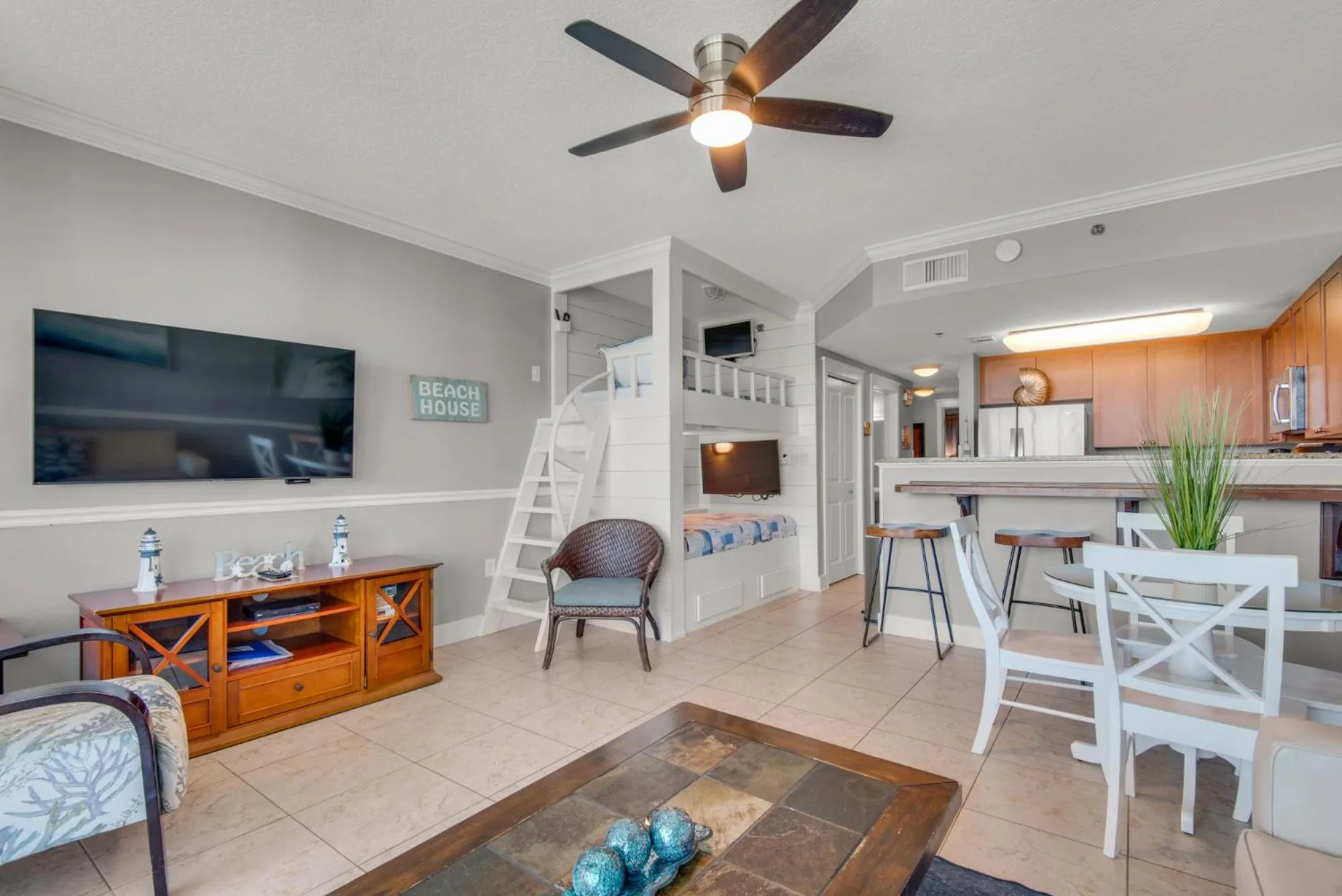 TV and multimedia in Waterscape Resort by Tufan