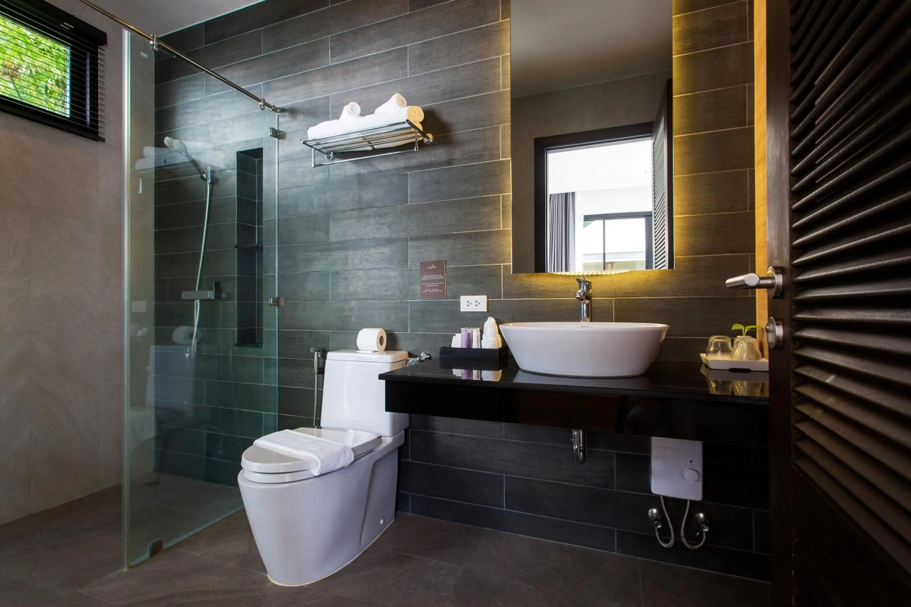 CHUZ Villas Samui SHA Plus