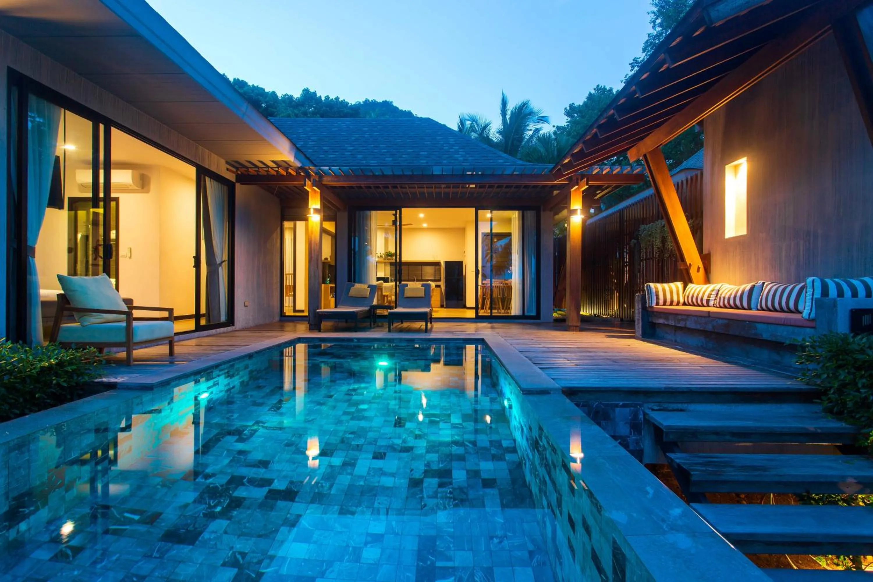 CHUZ Villas Samui SHA Plus
