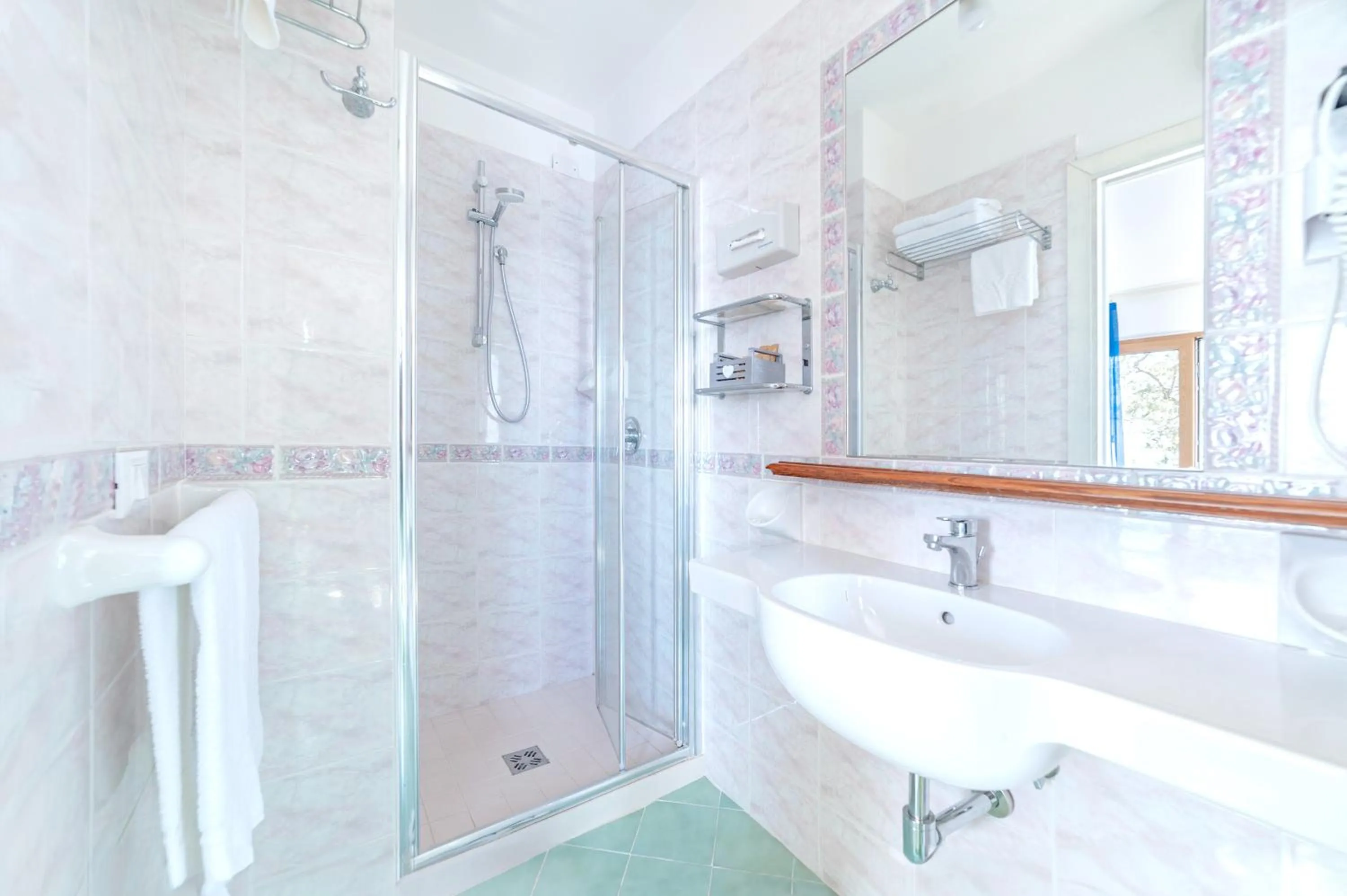 Shower in Punta Chiarito Resort