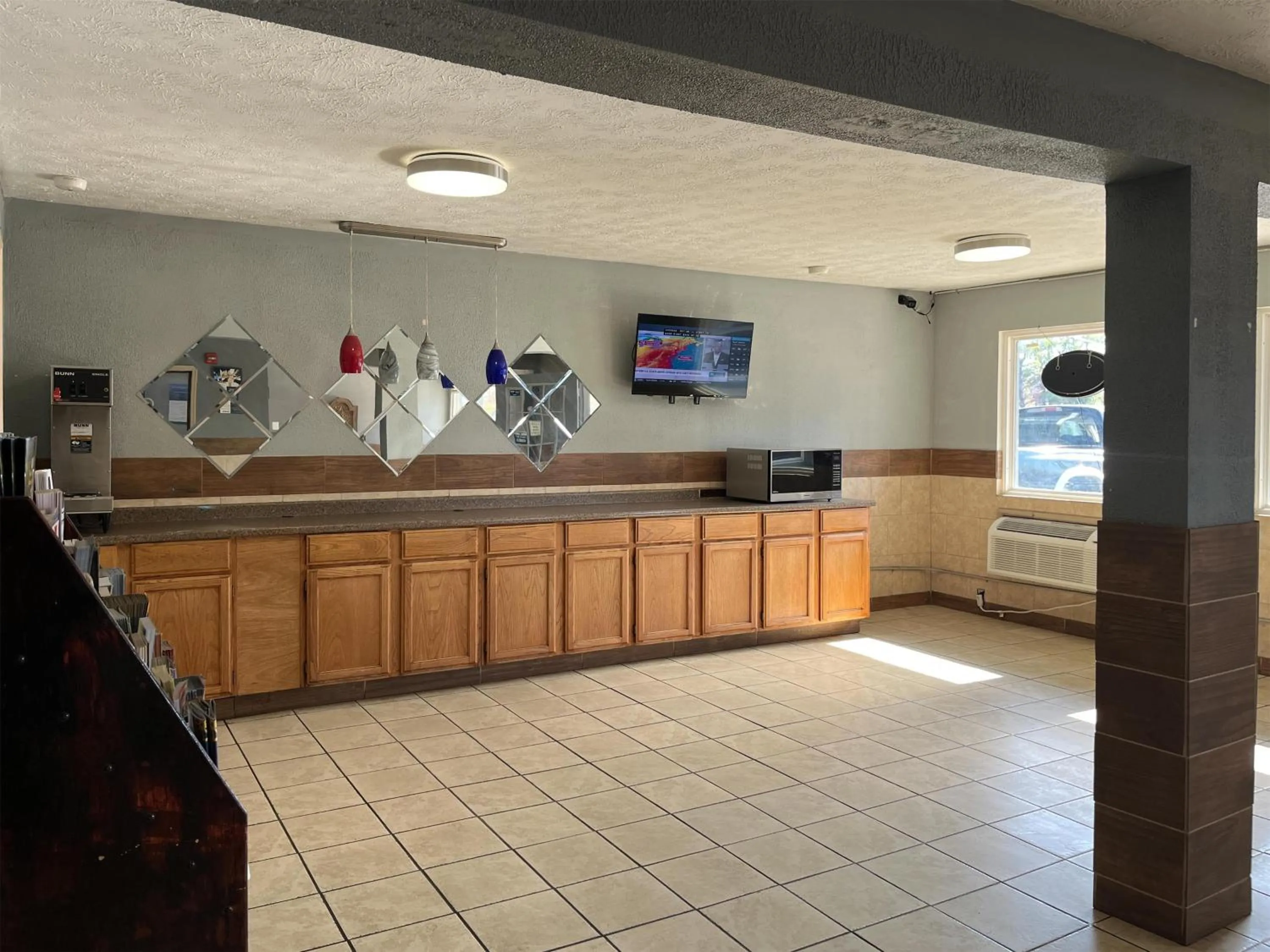 Lobby or reception in Studio 6 Suites Hurricane, WV