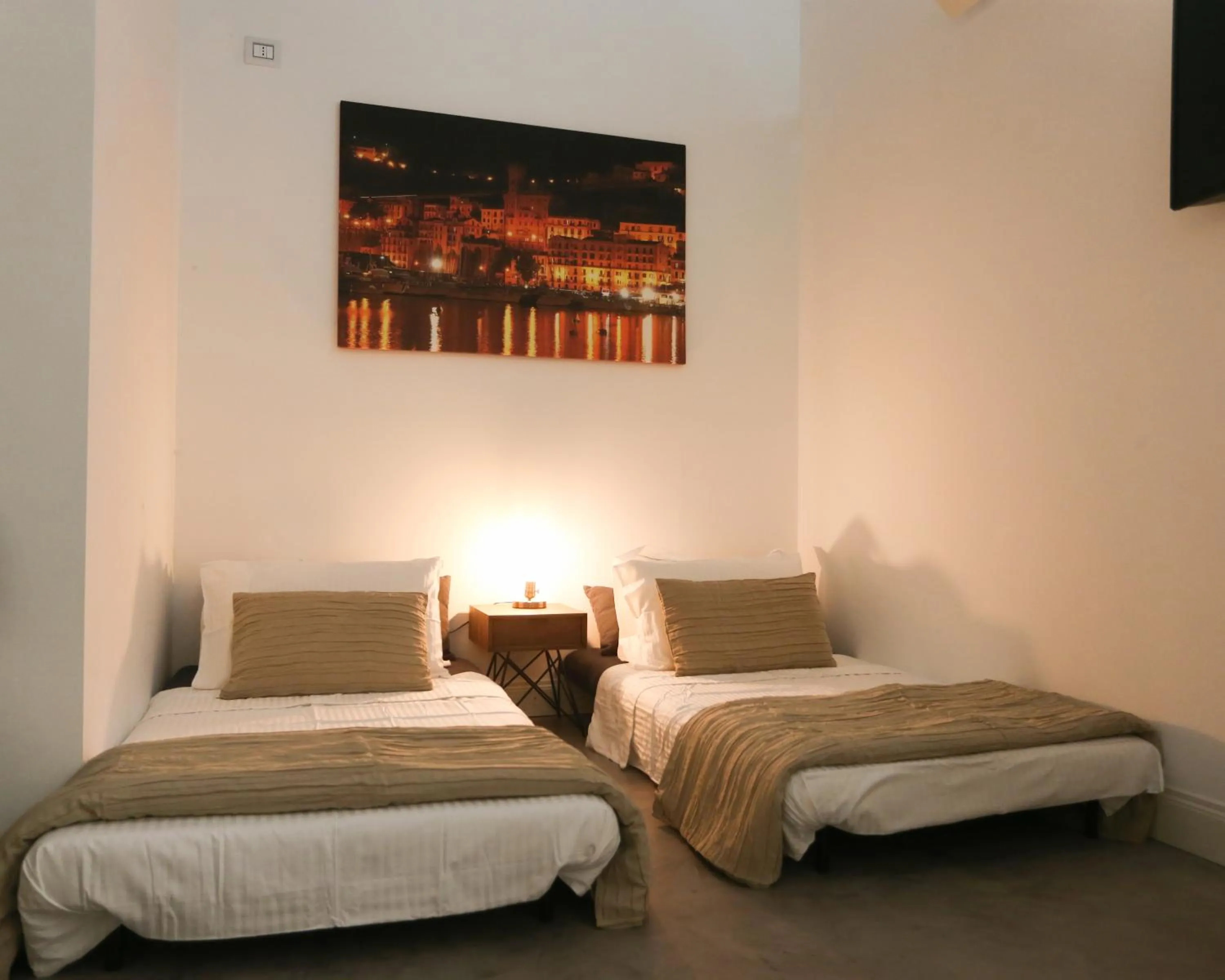 Bed in B&B Salerno al Duomo