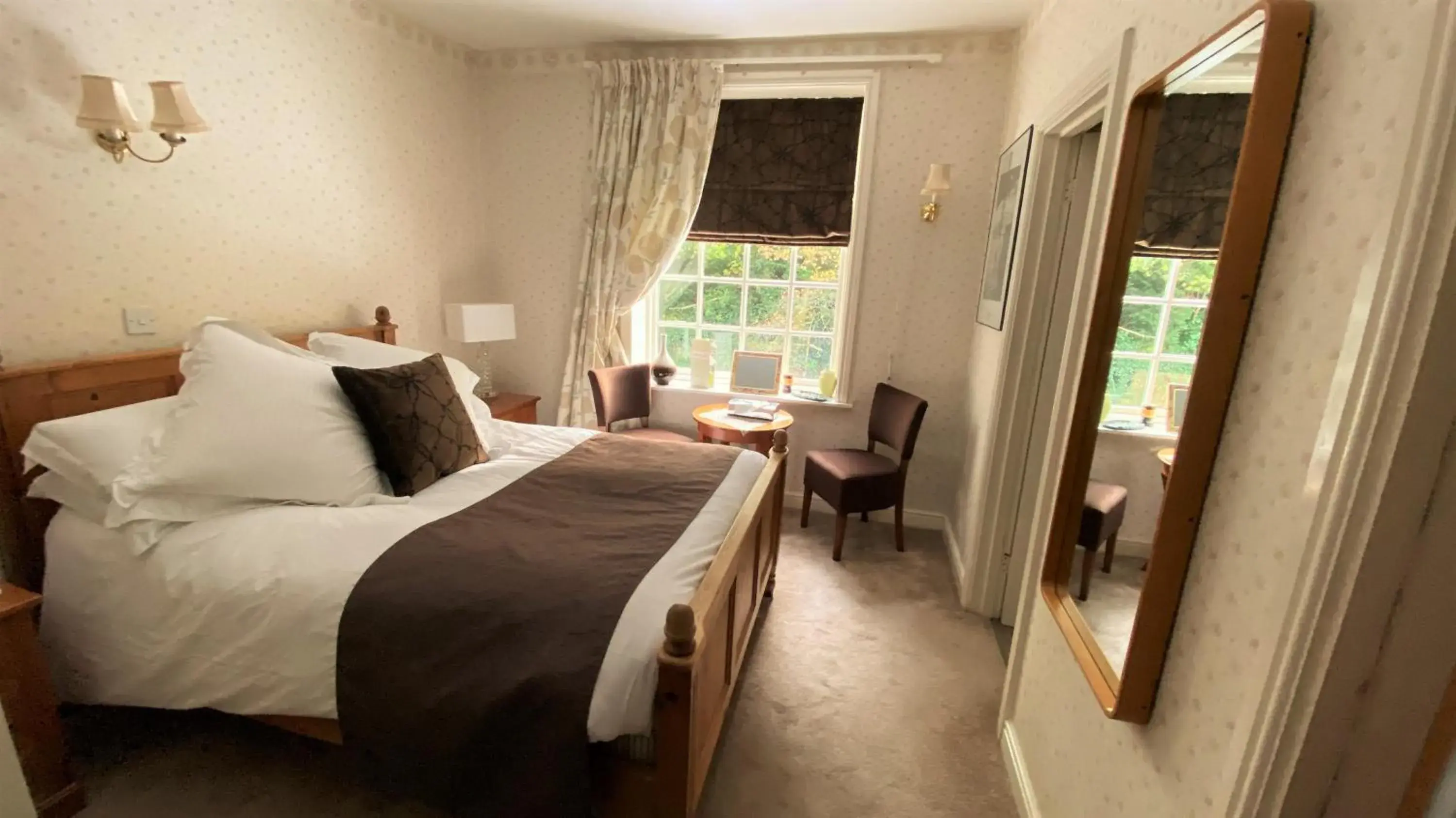 Standard Double Room - single occupancy in Hickman Hill Hotel Standard Double Room - single occupancy in Hickman Hill Hotel