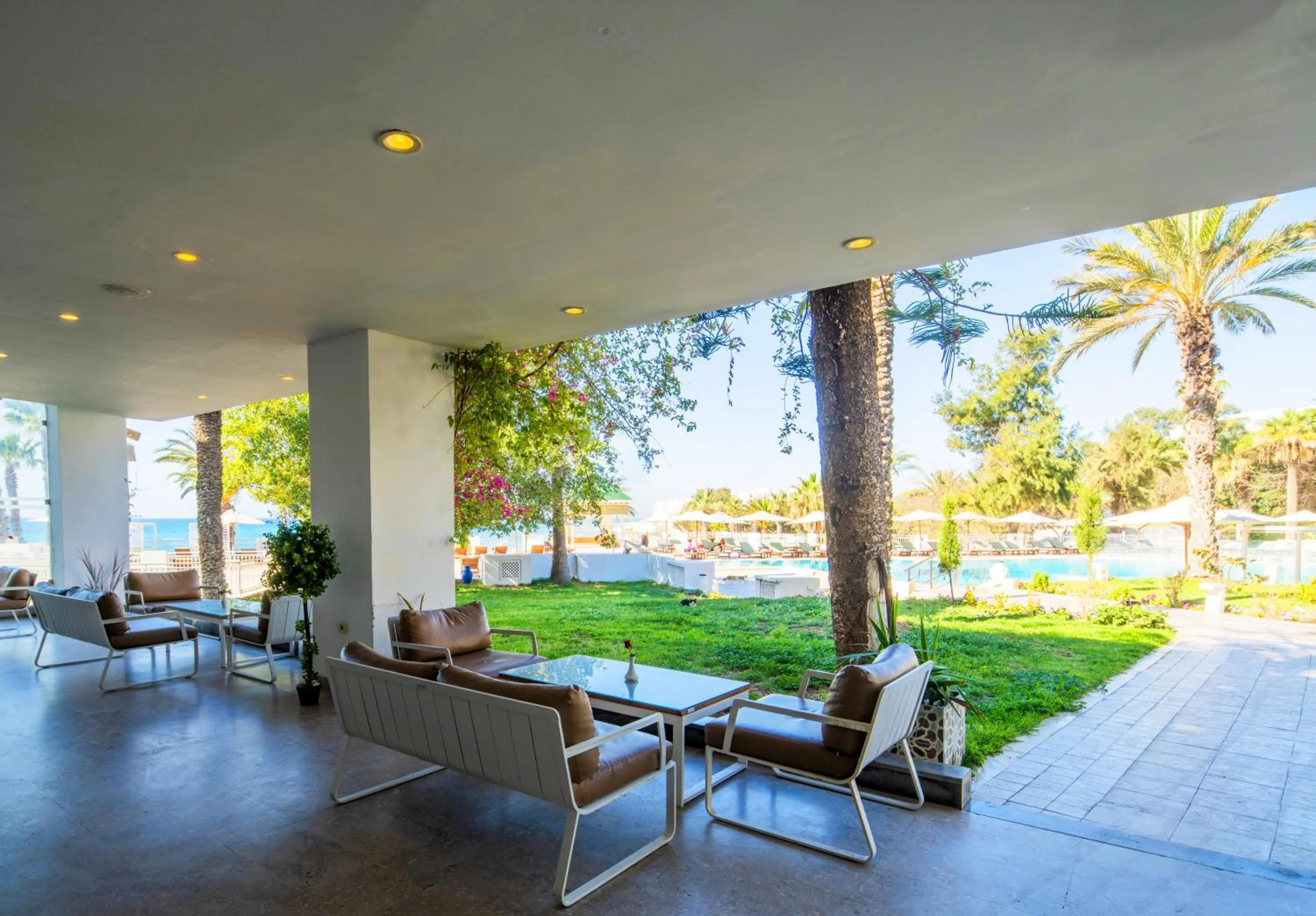 Lounge or bar in Hotel Bel Azur Thalasso & Bungalows