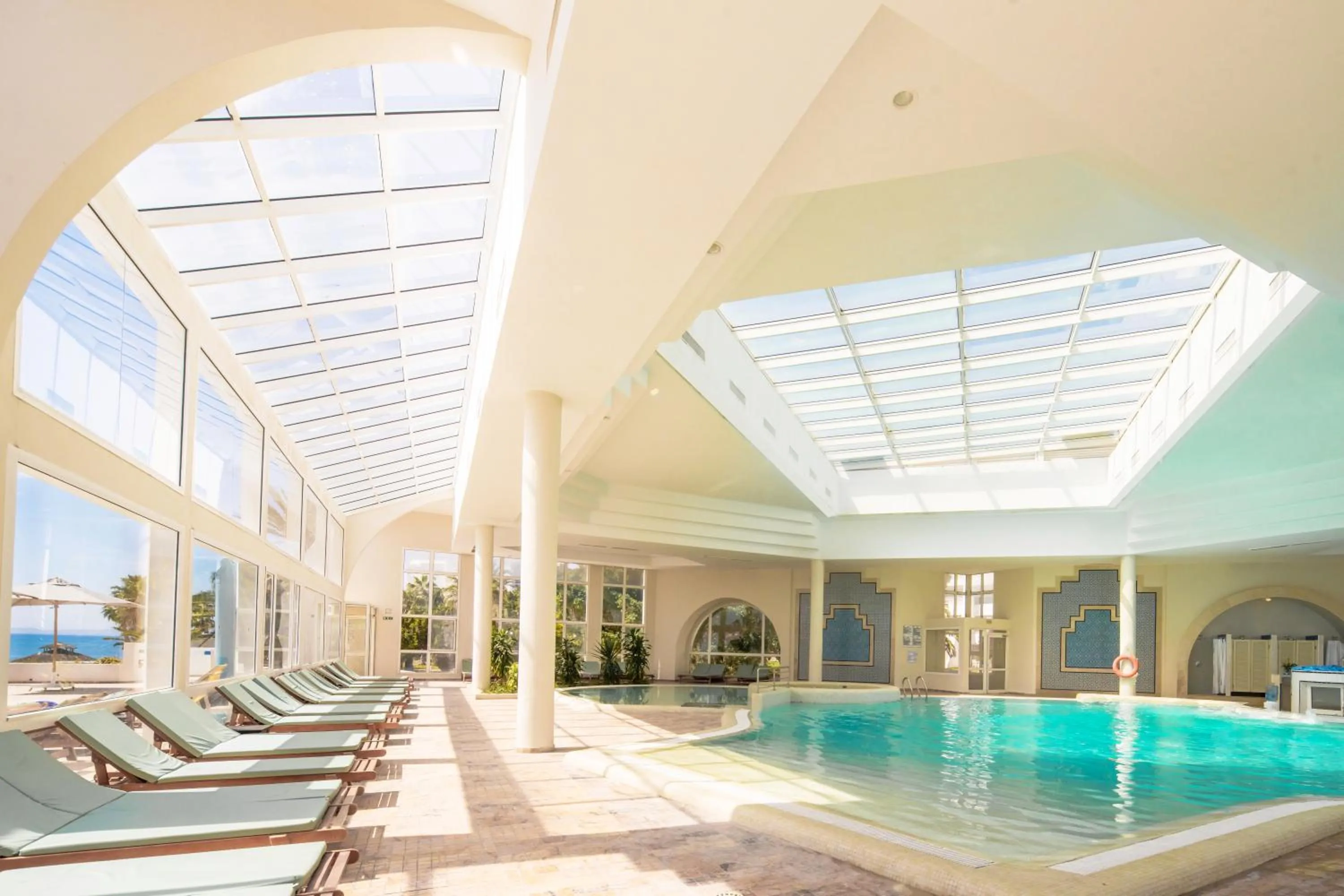 Swimming pool in Hotel Bel Azur Thalasso & Bungalows