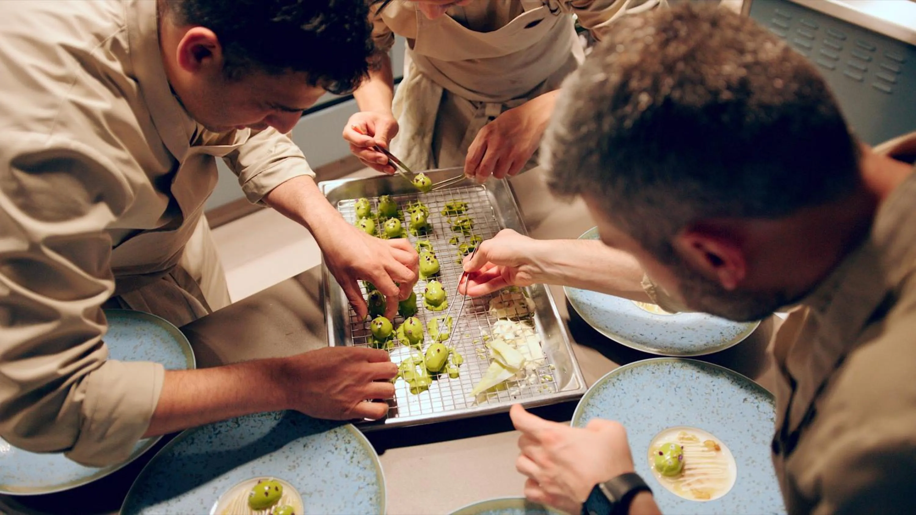 Restaurant/places to eat in Four Seasons Hotel London at Park Lane