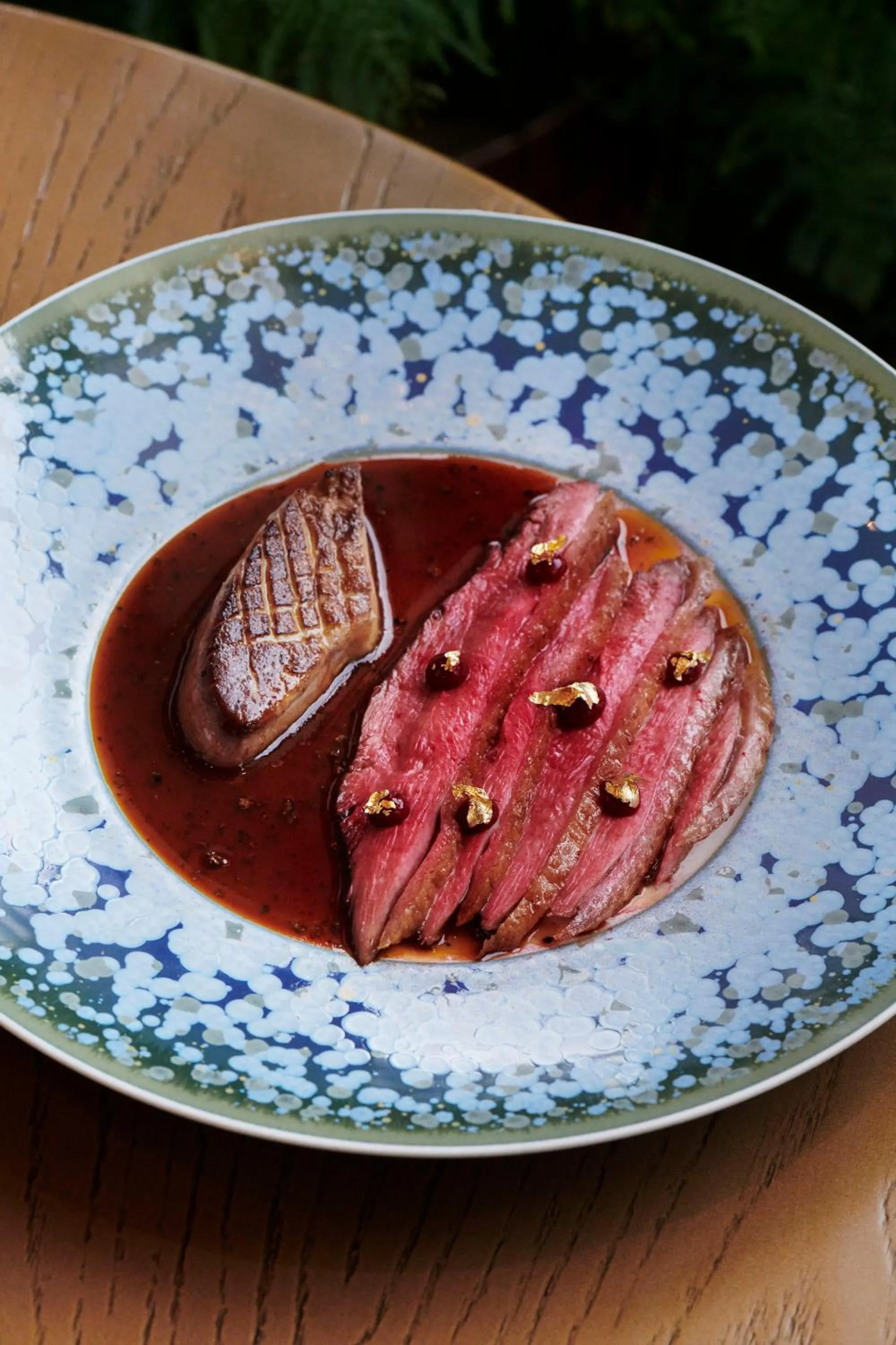 Restaurant/places to eat in Four Seasons Hotel London at Park Lane