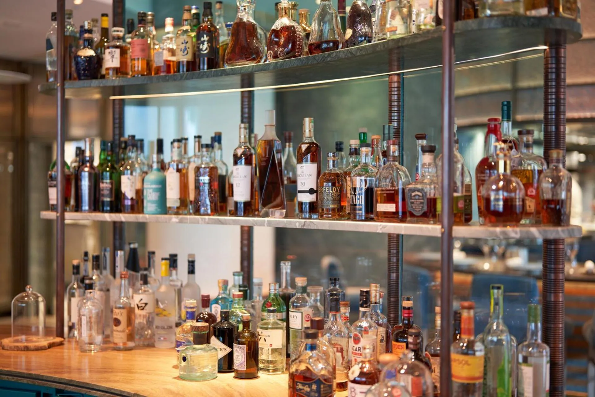 Restaurant/places to eat in Four Seasons Hotel London at Park Lane