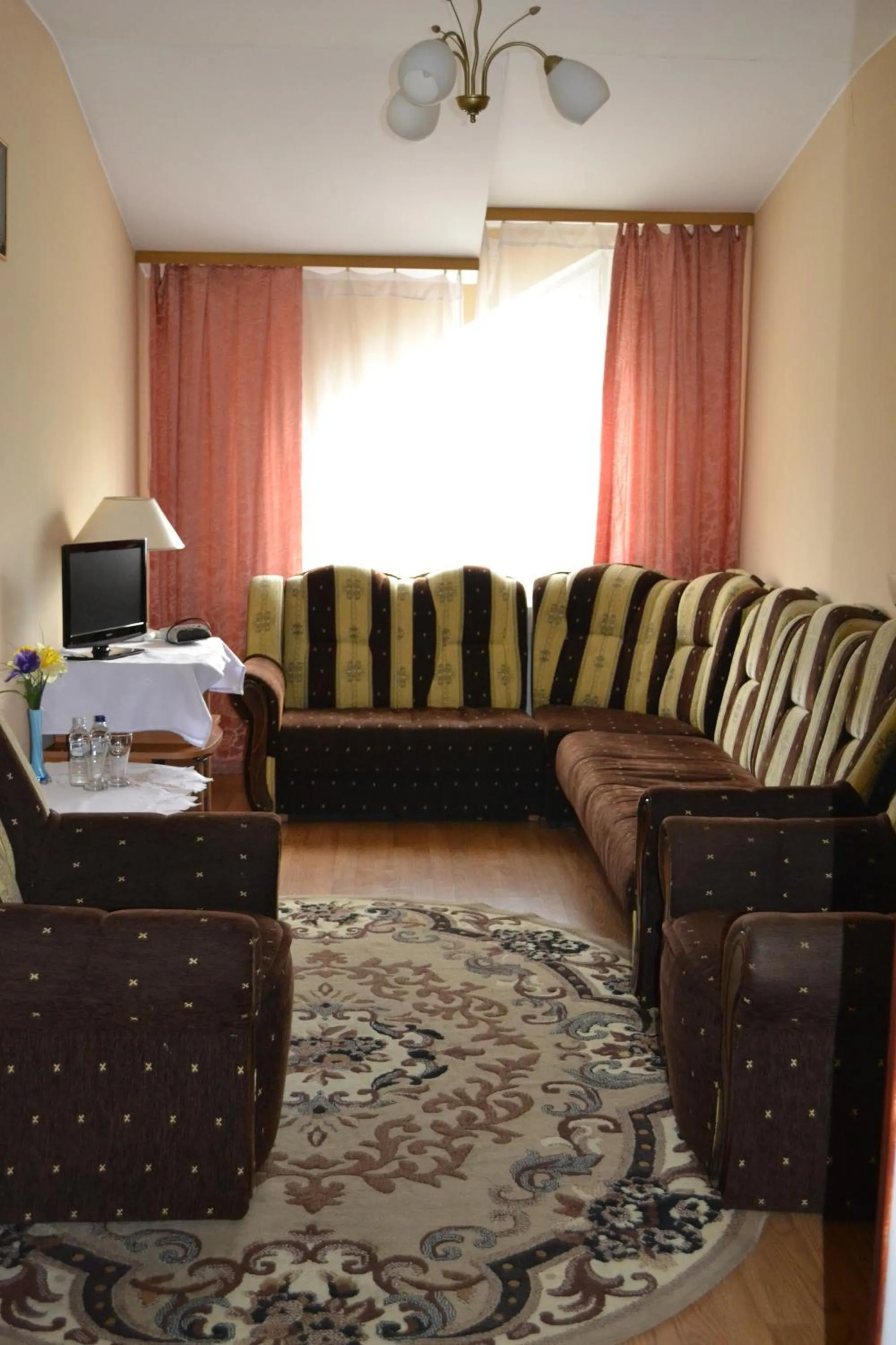 Photo of the whole room in Zajazd Maxim