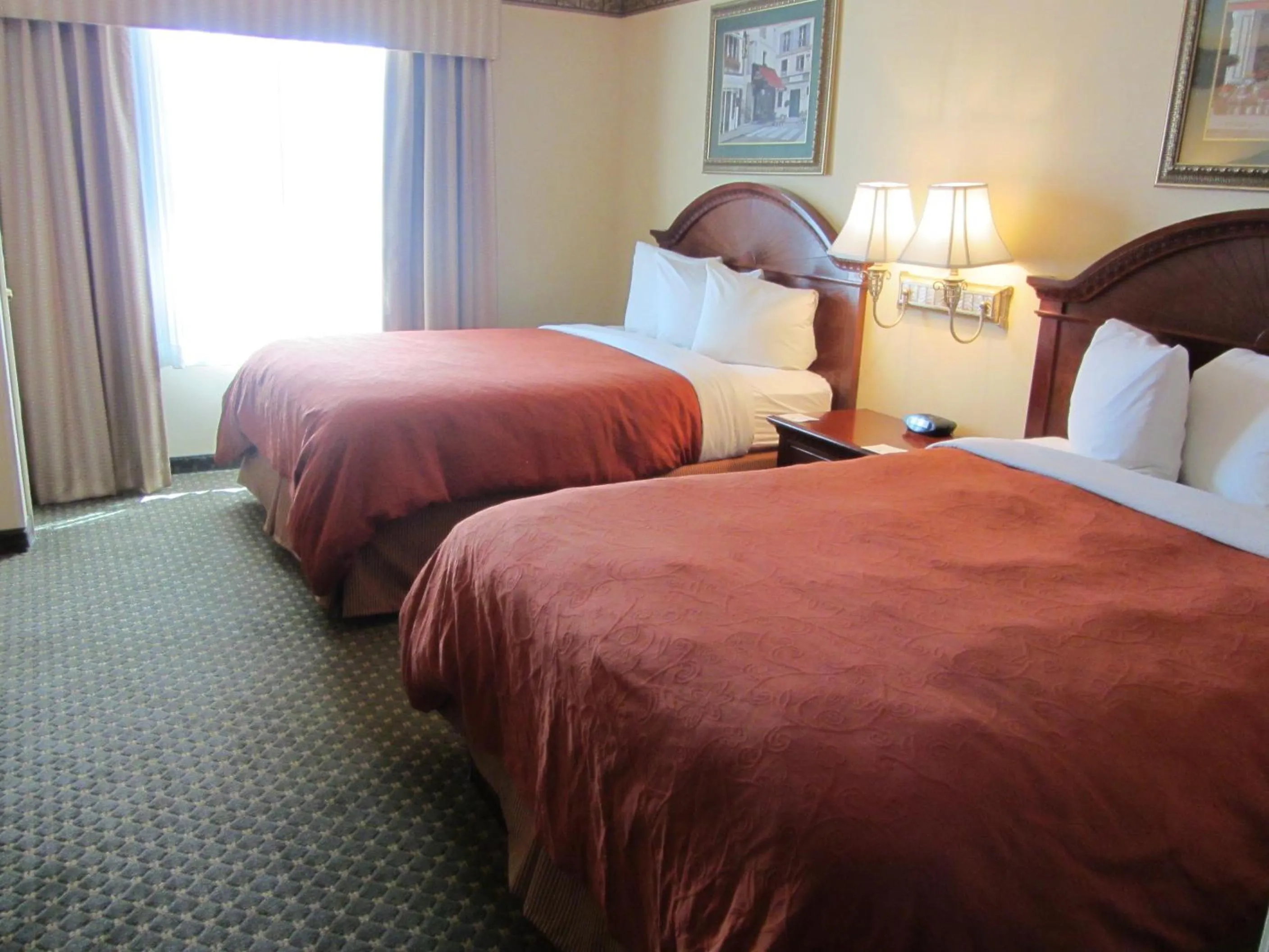 Bedroom, Bed in Country Inn & Suites by Radisson, Amarillo I-40 West, TX