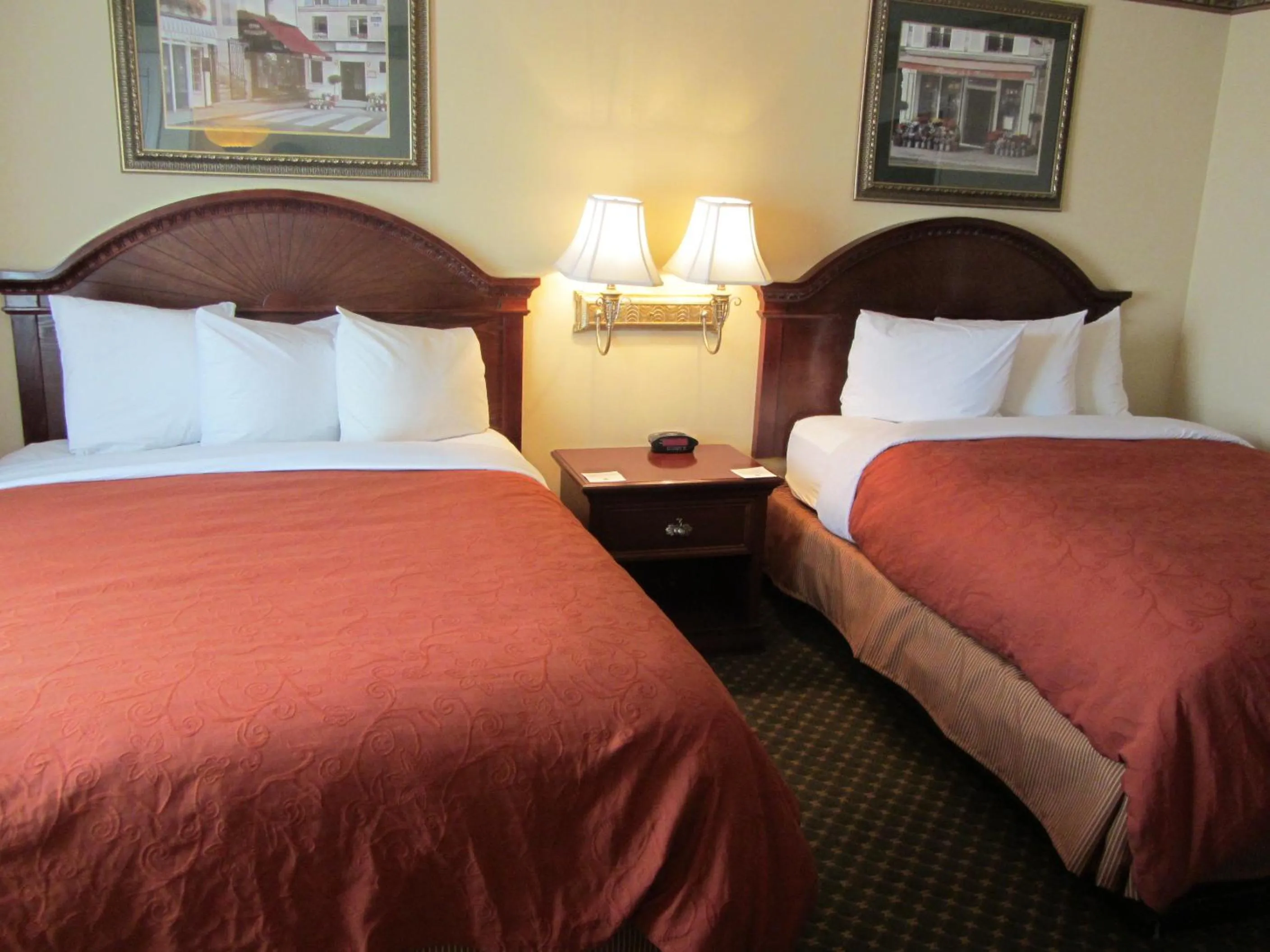 Bedroom, Bed in Country Inn & Suites by Radisson, Amarillo I-40 West, TX
