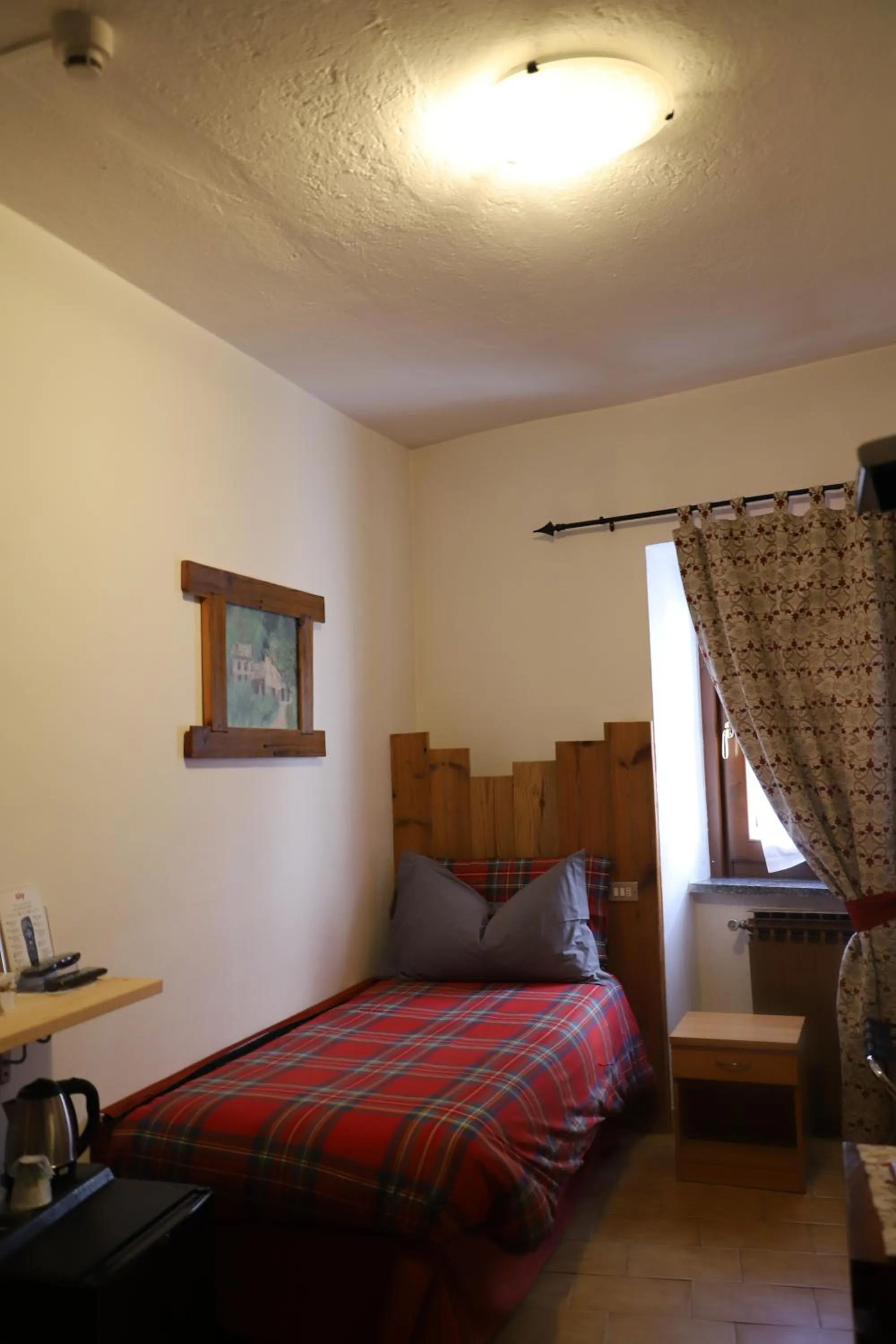 Bed in Hotel Bucaneve