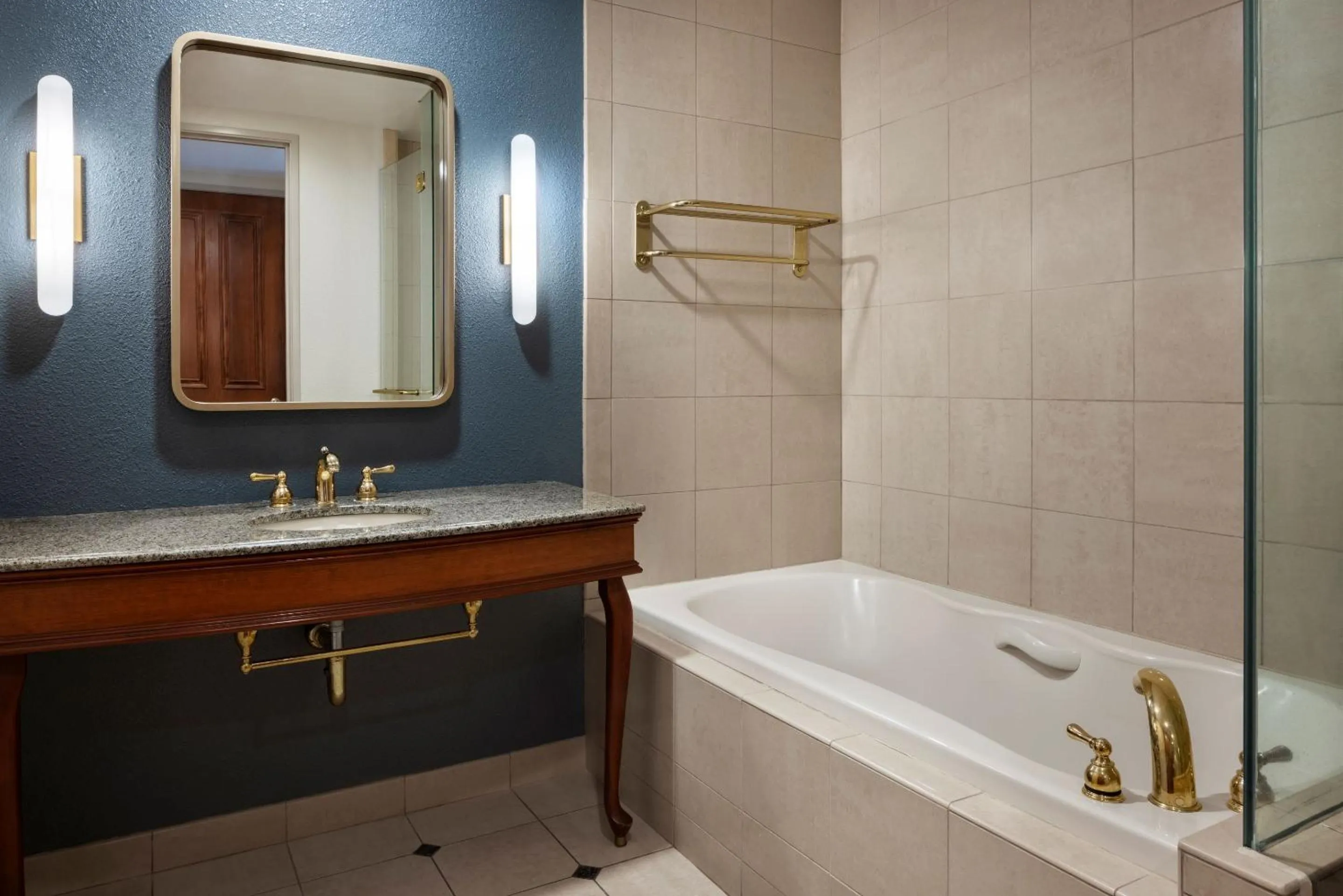 Bathroom in Harrah's Kansas City, A Caesars Destination