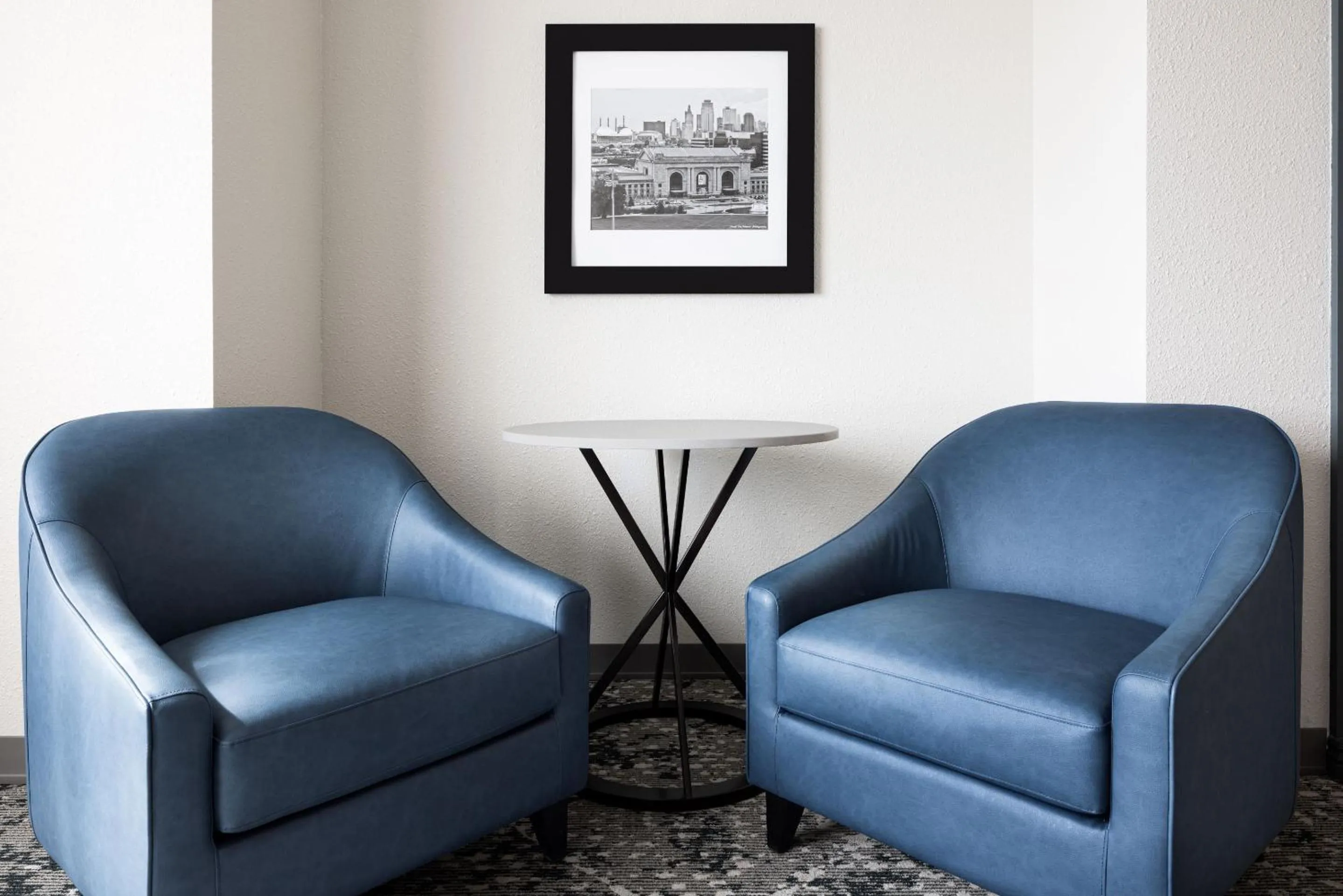 Seating area in Harrah's Kansas City, A Caesars Destination