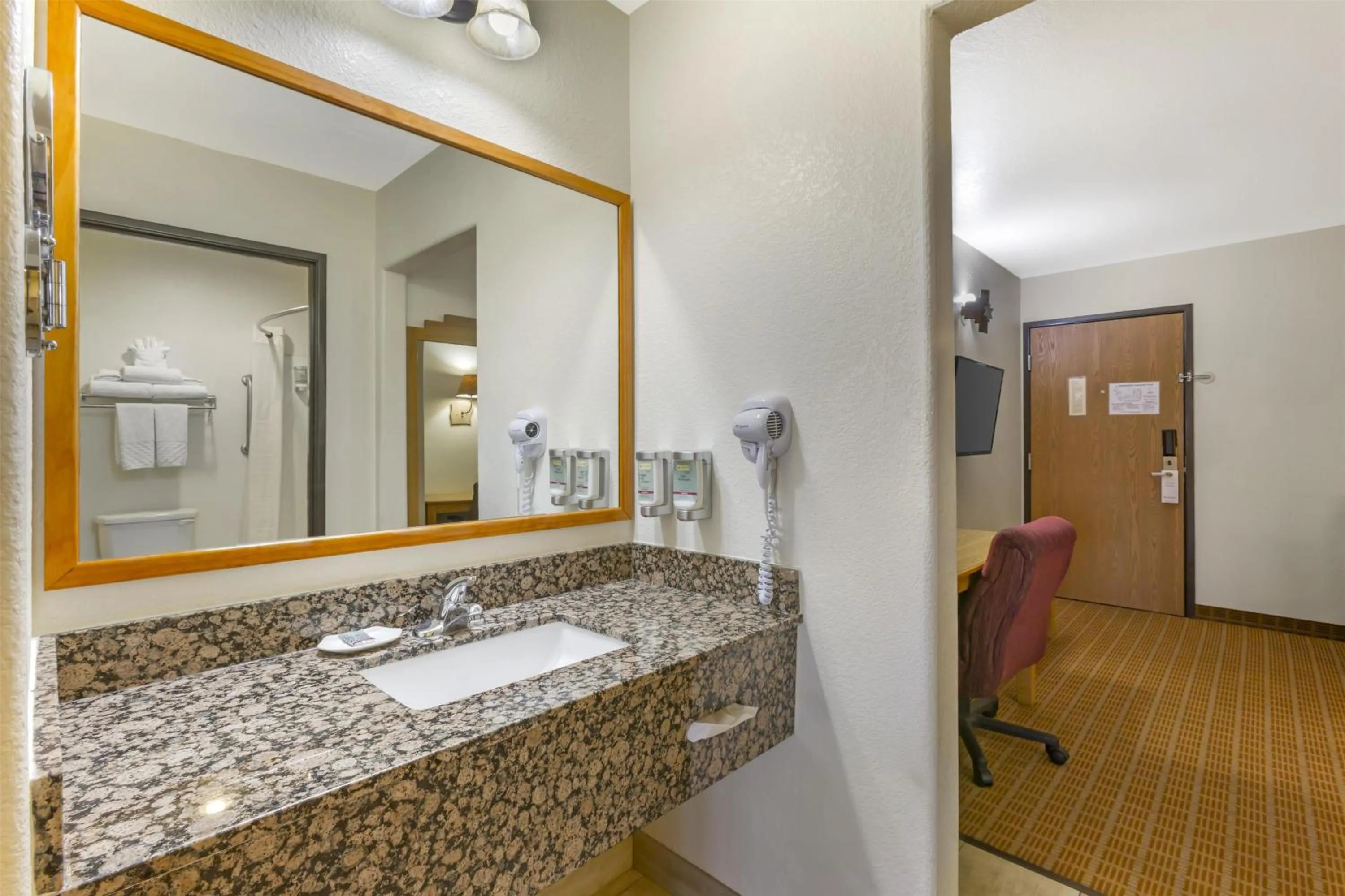 Bathroom in Best Western Gold Canyon Inn & Suites