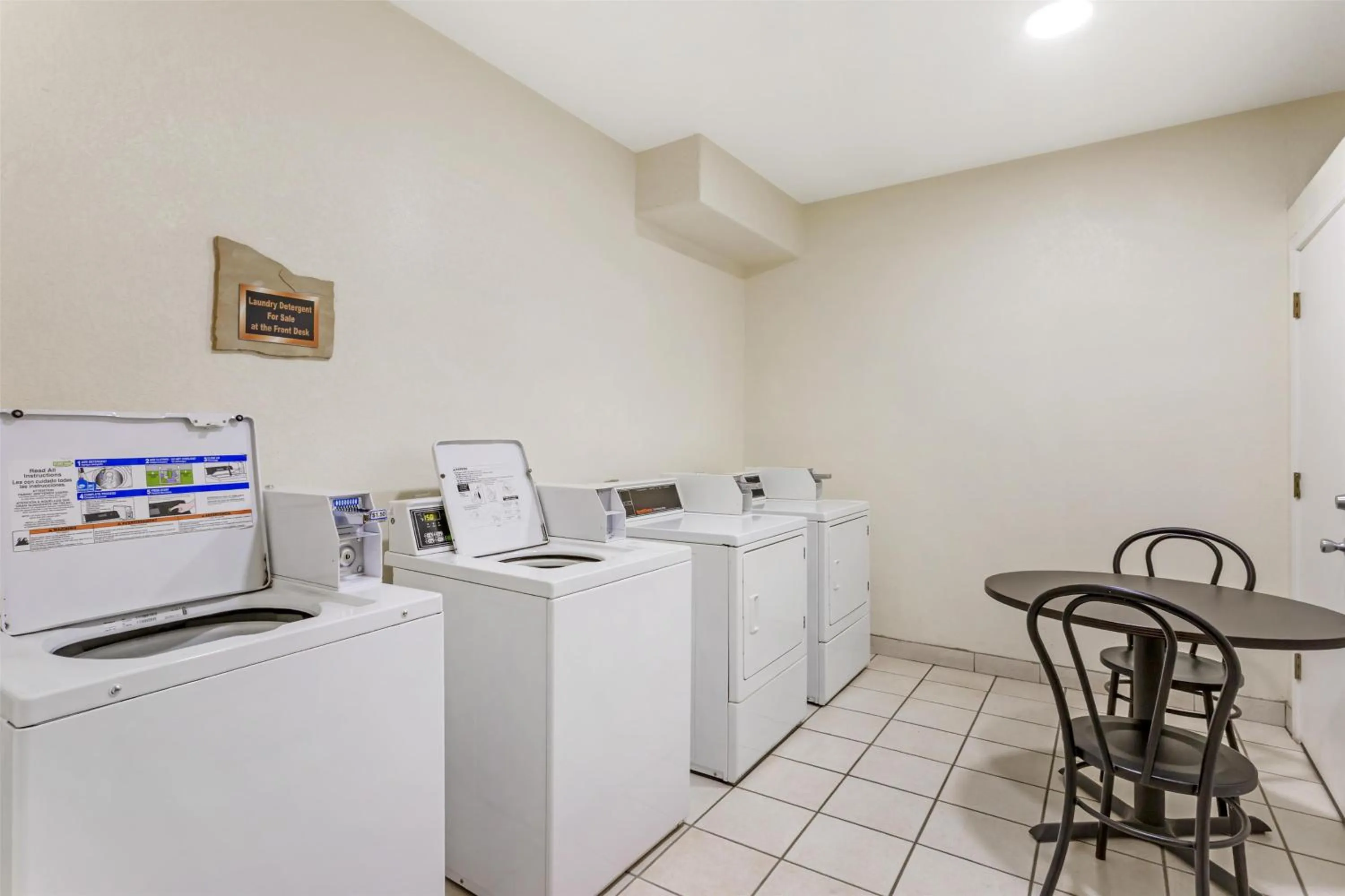 Property building in Best Western Gold Canyon Inn & Suites