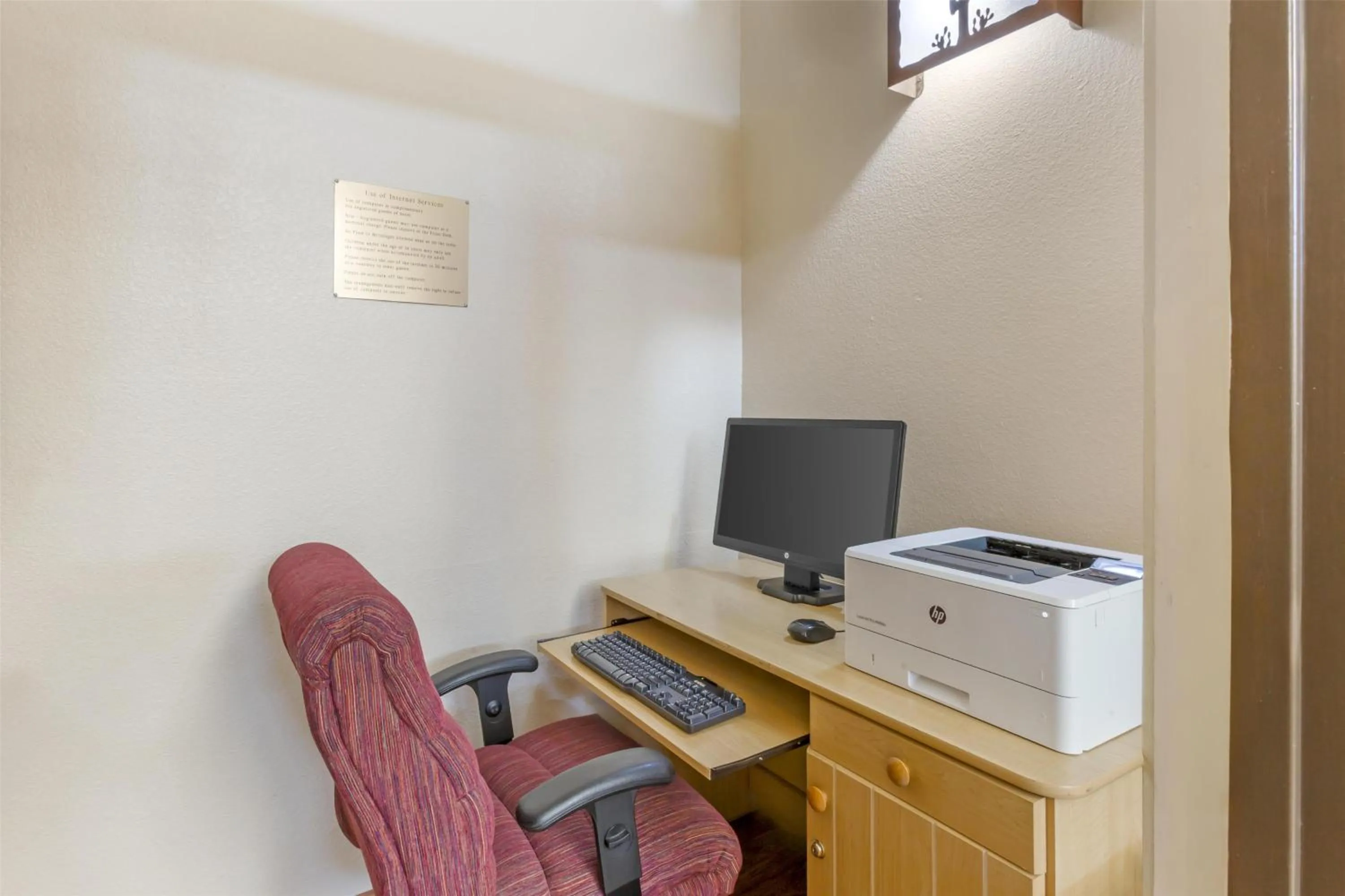 Business facilities in Best Western Gold Canyon Inn & Suites
