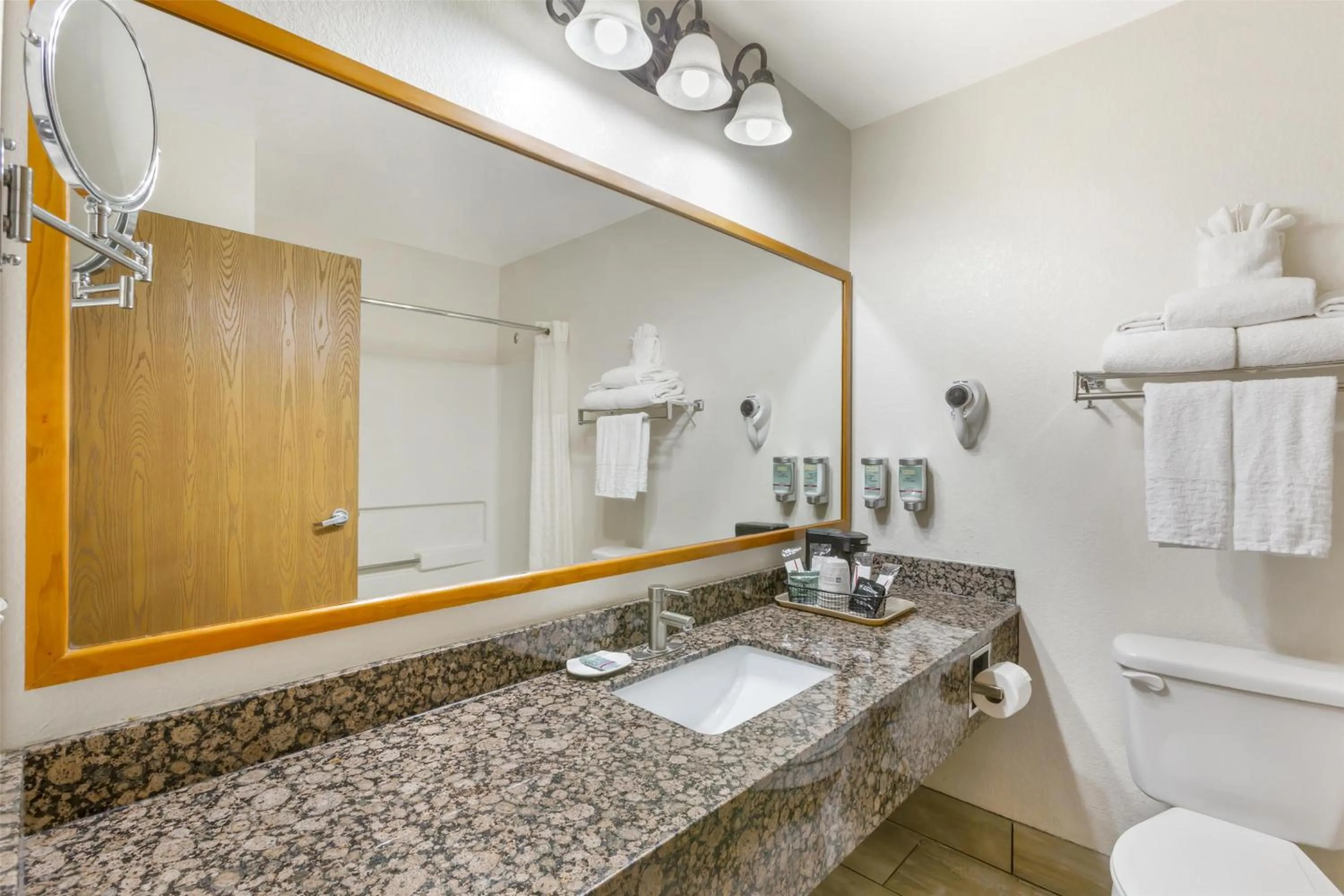 Bathroom in Best Western Gold Canyon Inn & Suites