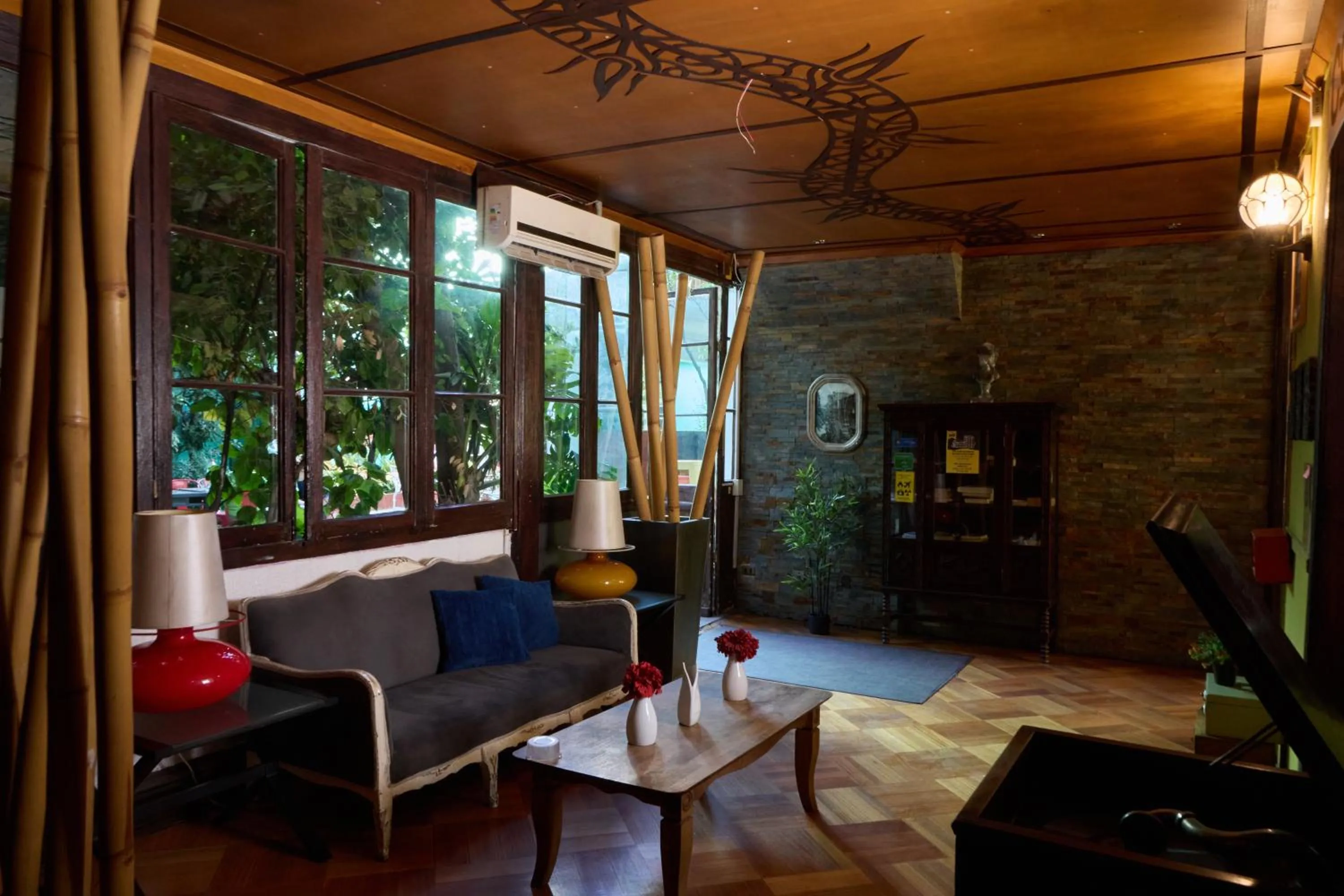 Seating area in Hostal Providencia