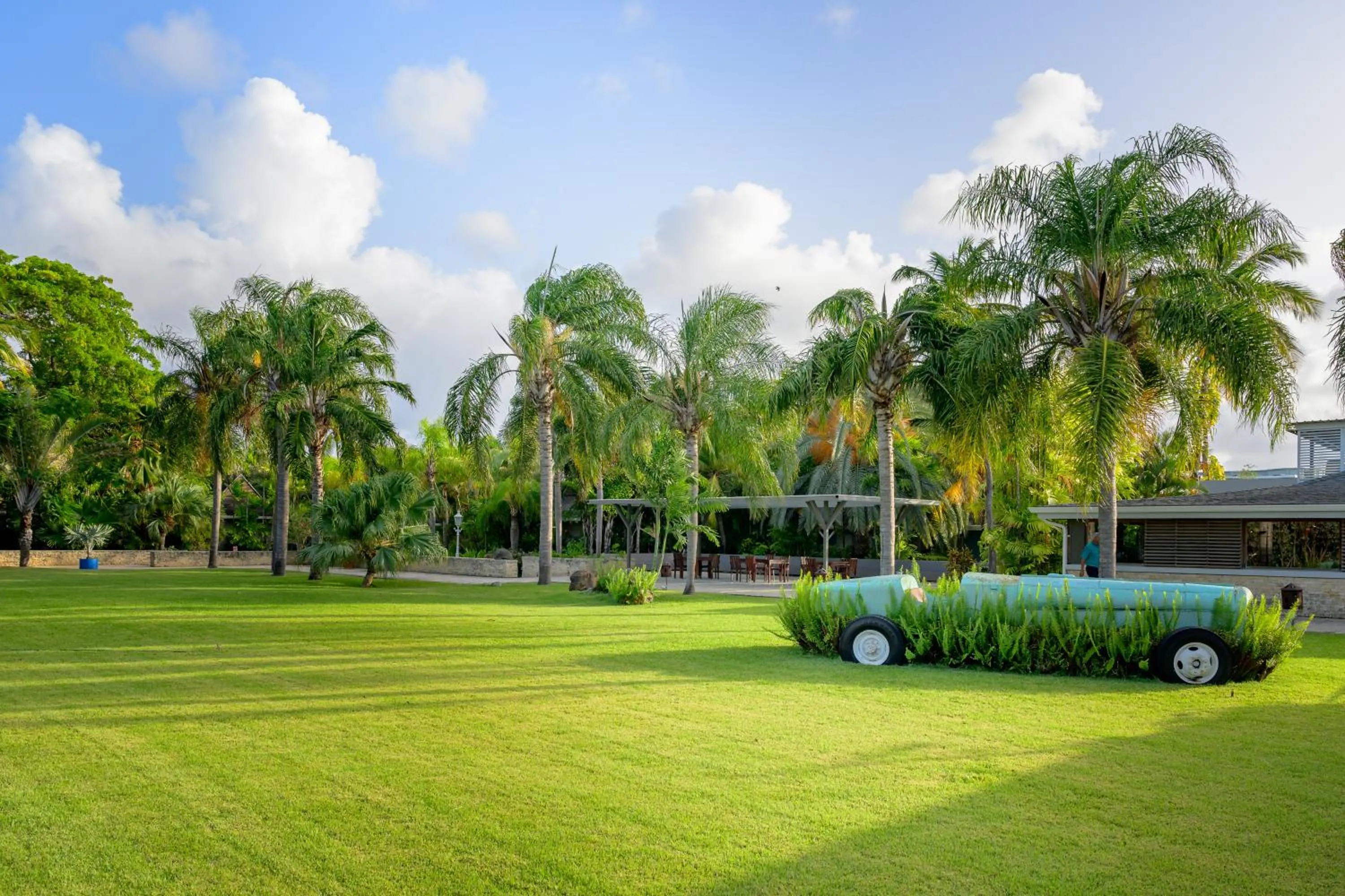 Trupial Hotel & Casino