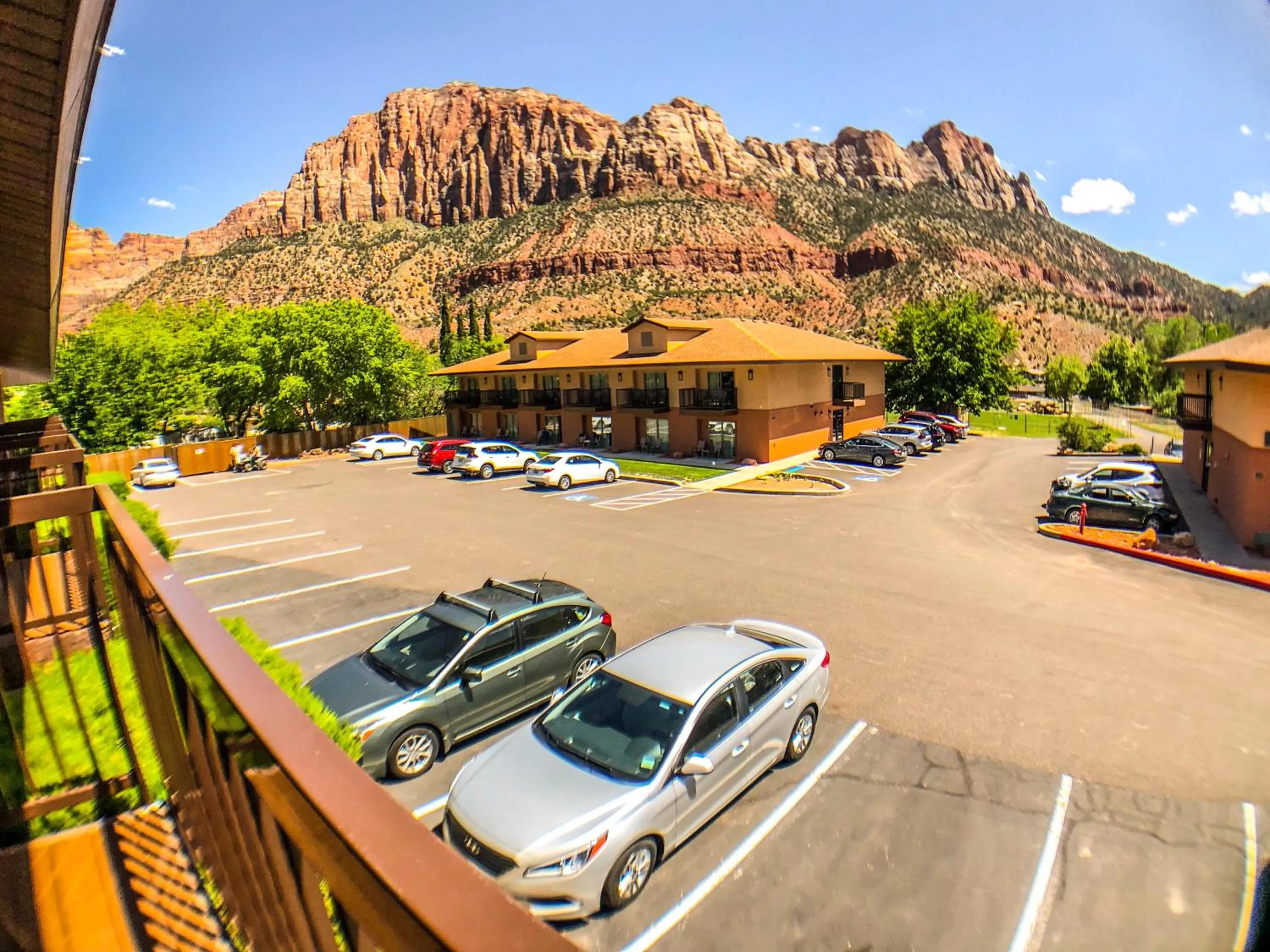 Balcony/Terrace in Bumbleberry Inn