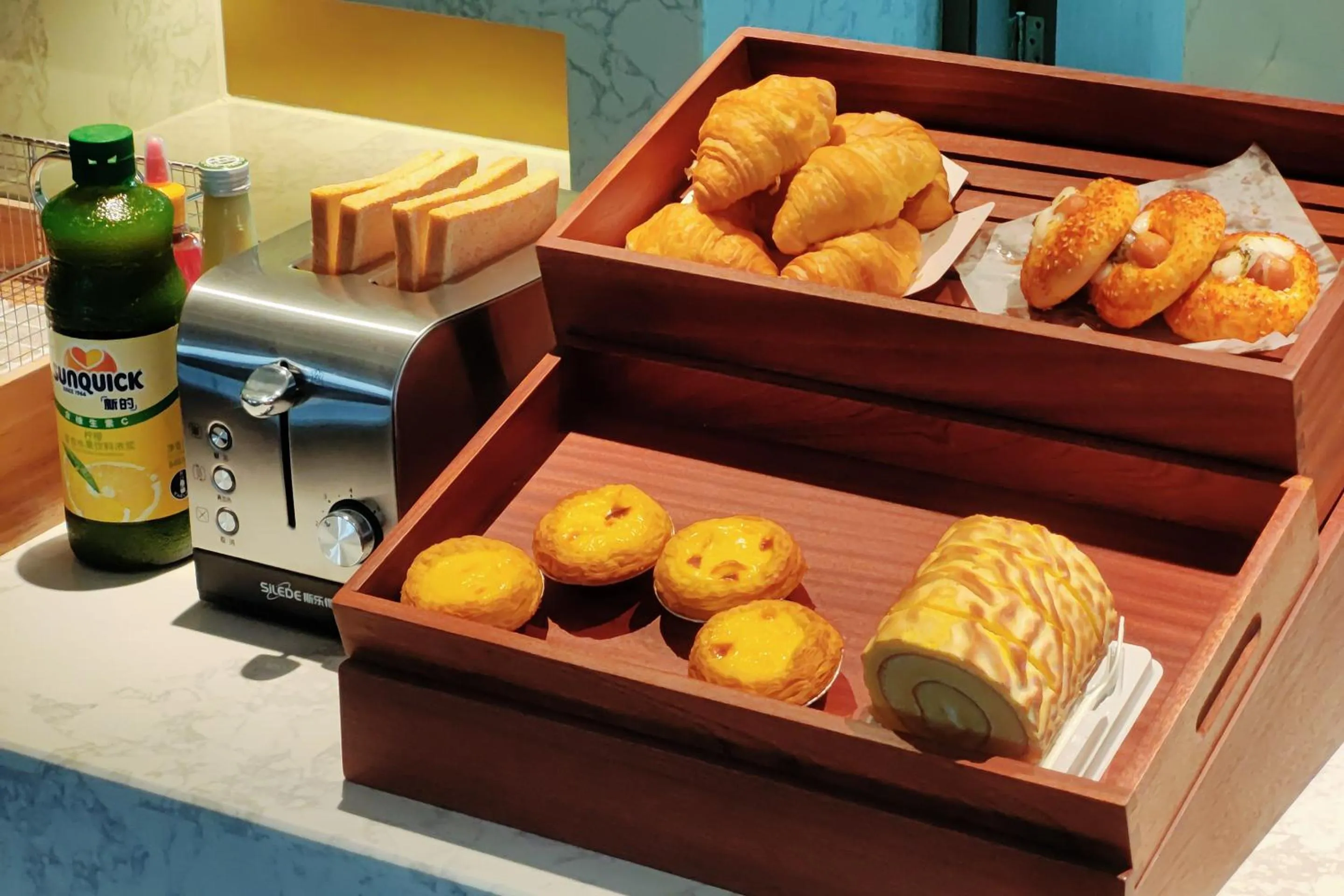 Breakfast in Yizhi Hotel Changgang Metro Station - Free Shuttle Bus during Canton Fair