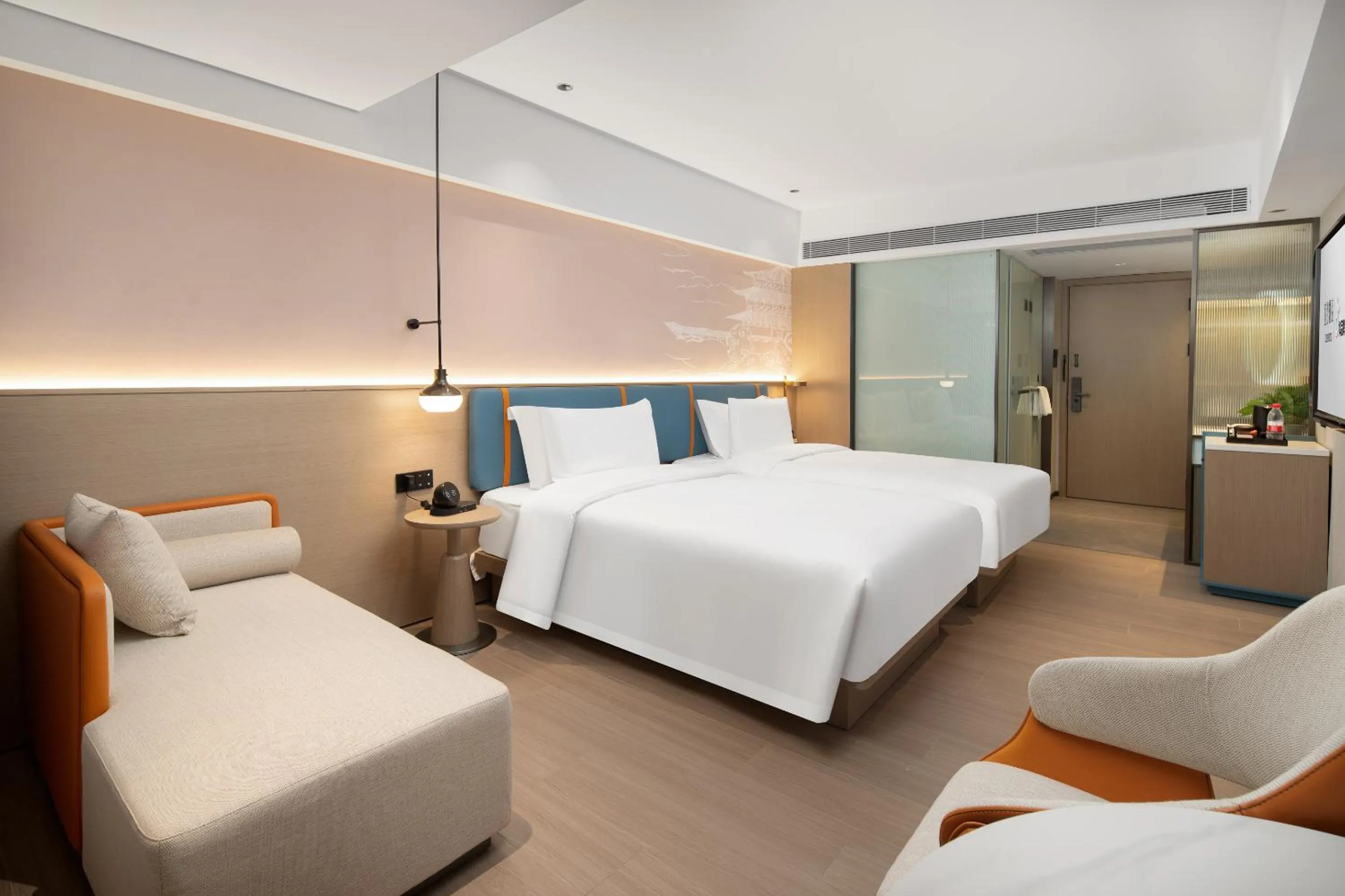 Photo of the whole room, Bed in Yizhi Hotel Changgang Metro Station - Free Shuttle Bus during Canton Fair