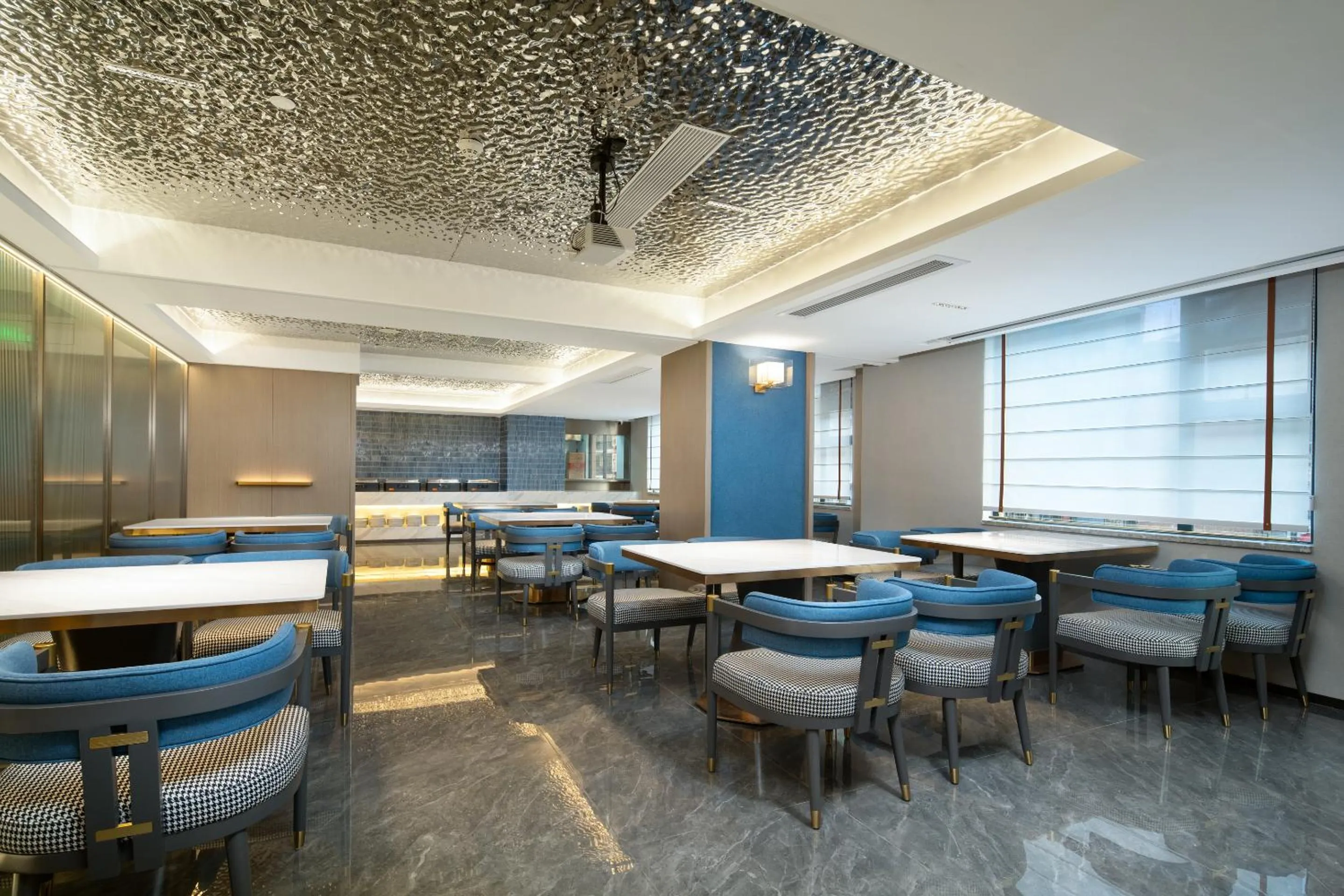 Restaurant/places to eat in Yizhi Hotel Changgang Metro Station - Free Shuttle Bus during Canton Fair